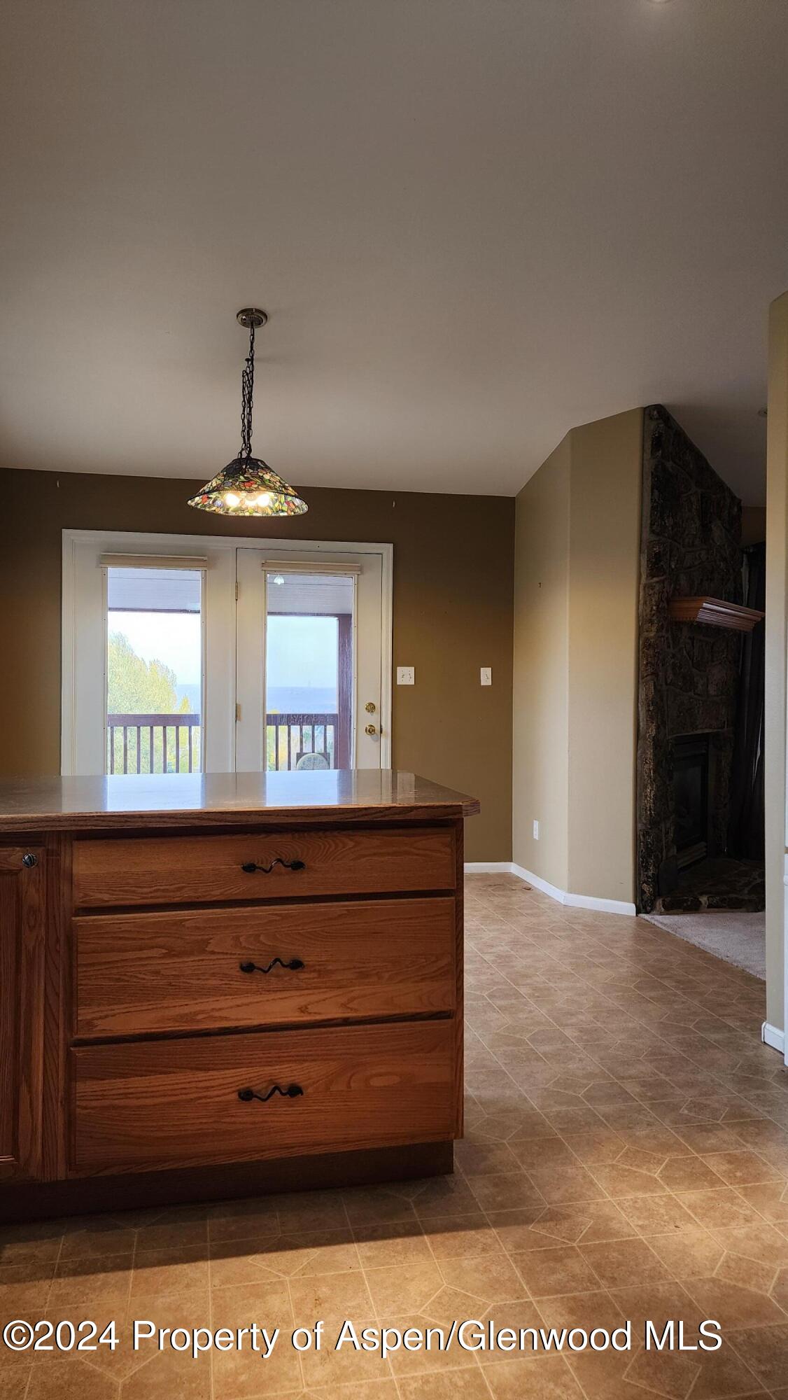 1290 Alta Vista Drive Property Photo 17