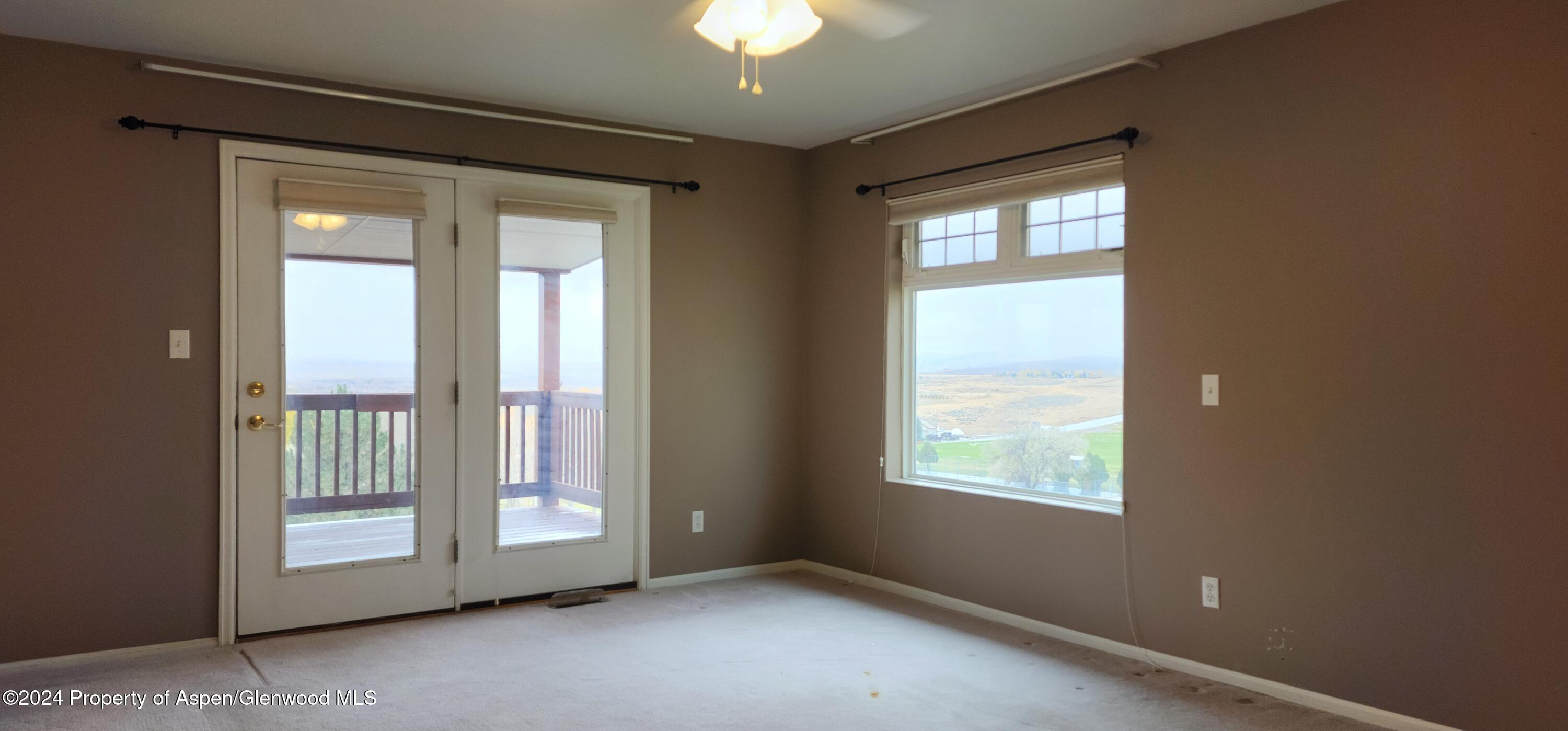 1290 Alta Vista Drive Property Photo 20