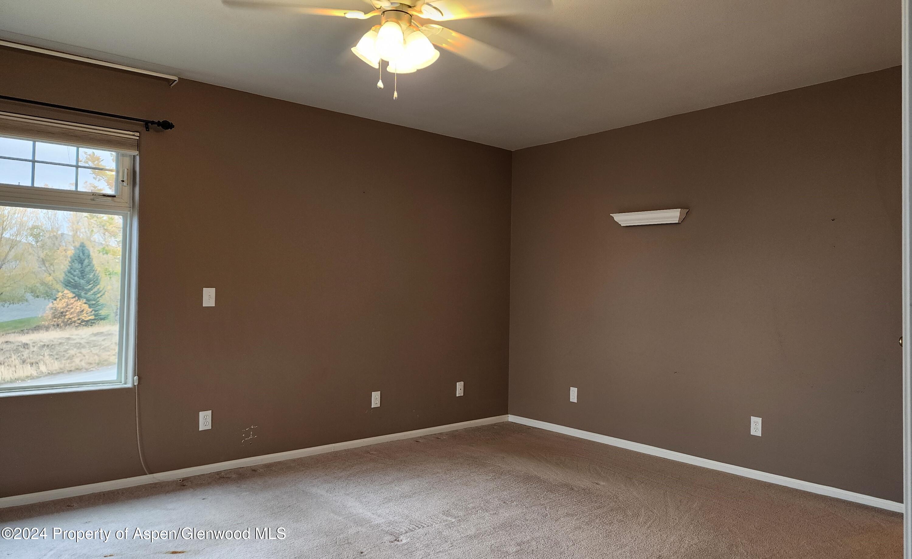 1290 Alta Vista Drive Property Photo 22