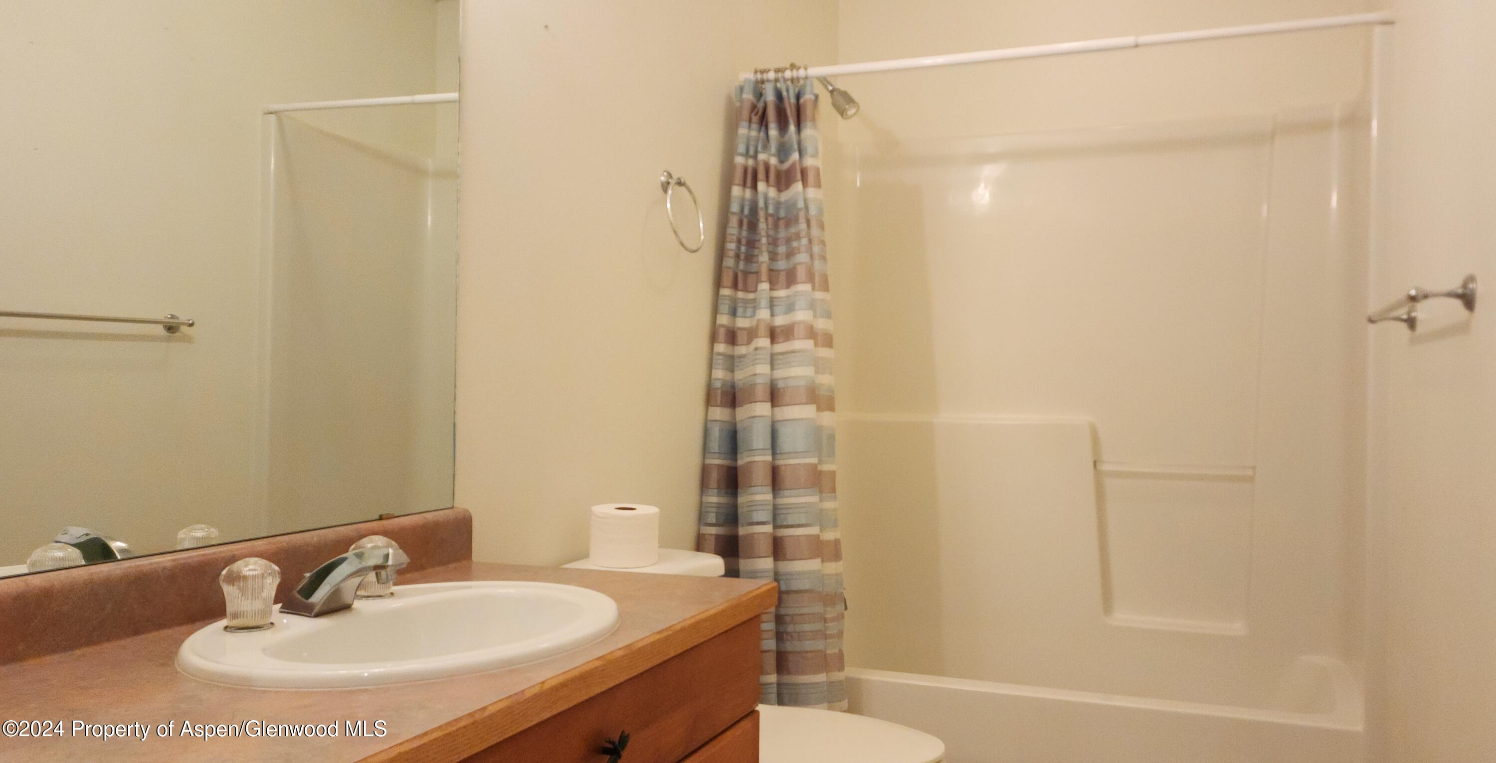 1290 Alta Vista Drive Property Photo 35