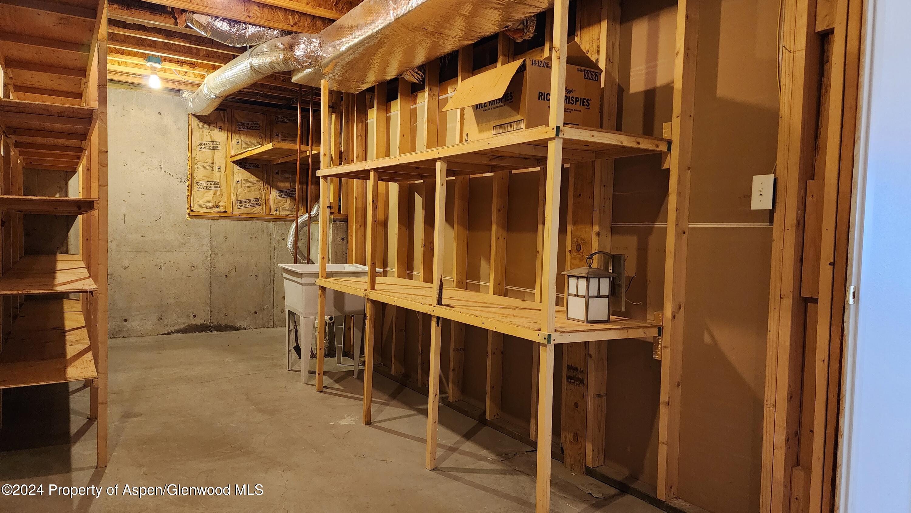 1290 Alta Vista Drive Property Photo 54