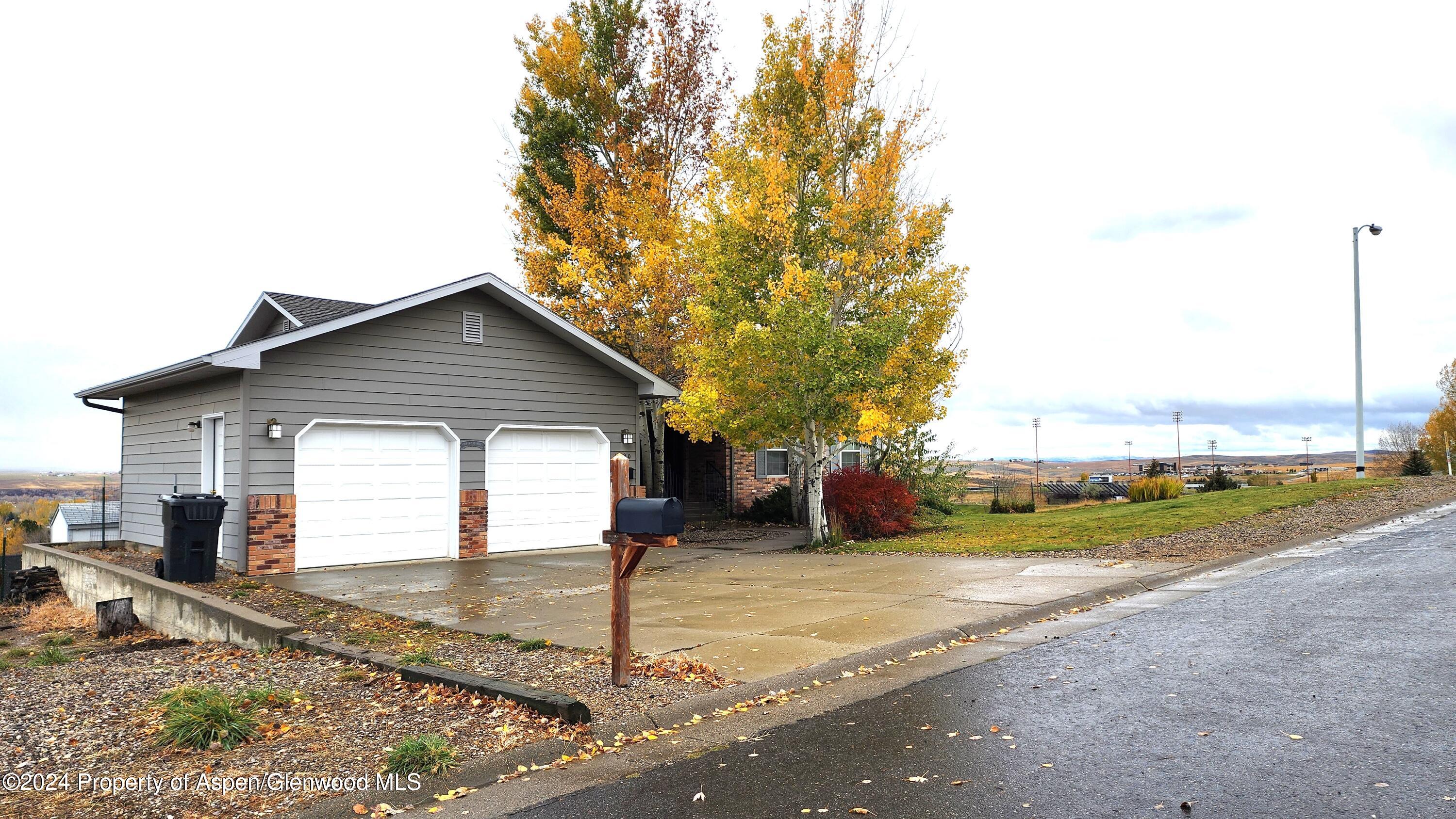 1290 Alta Vista Drive Property Photo 74