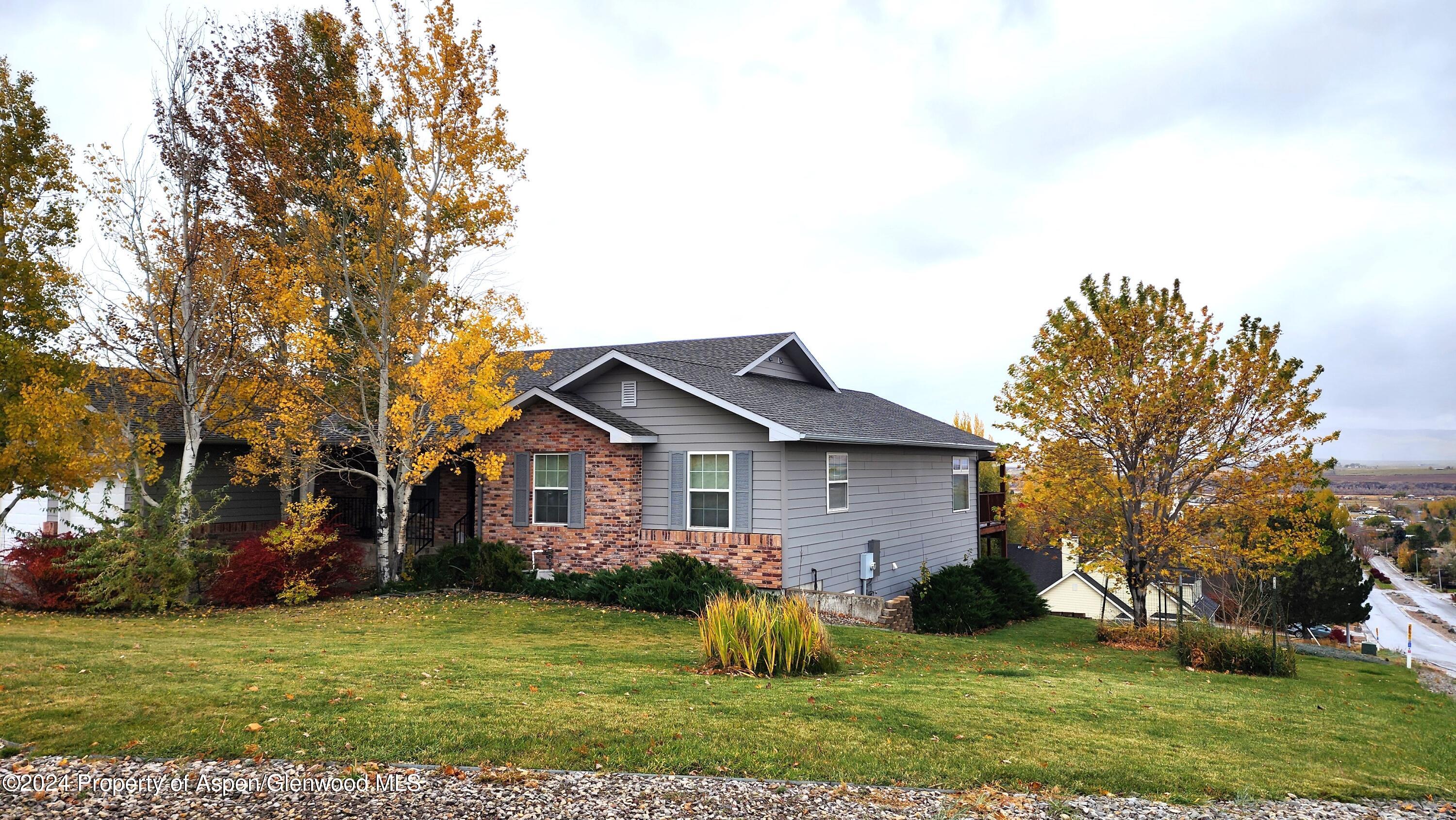 1290 Alta Vista Drive Property Photo 77