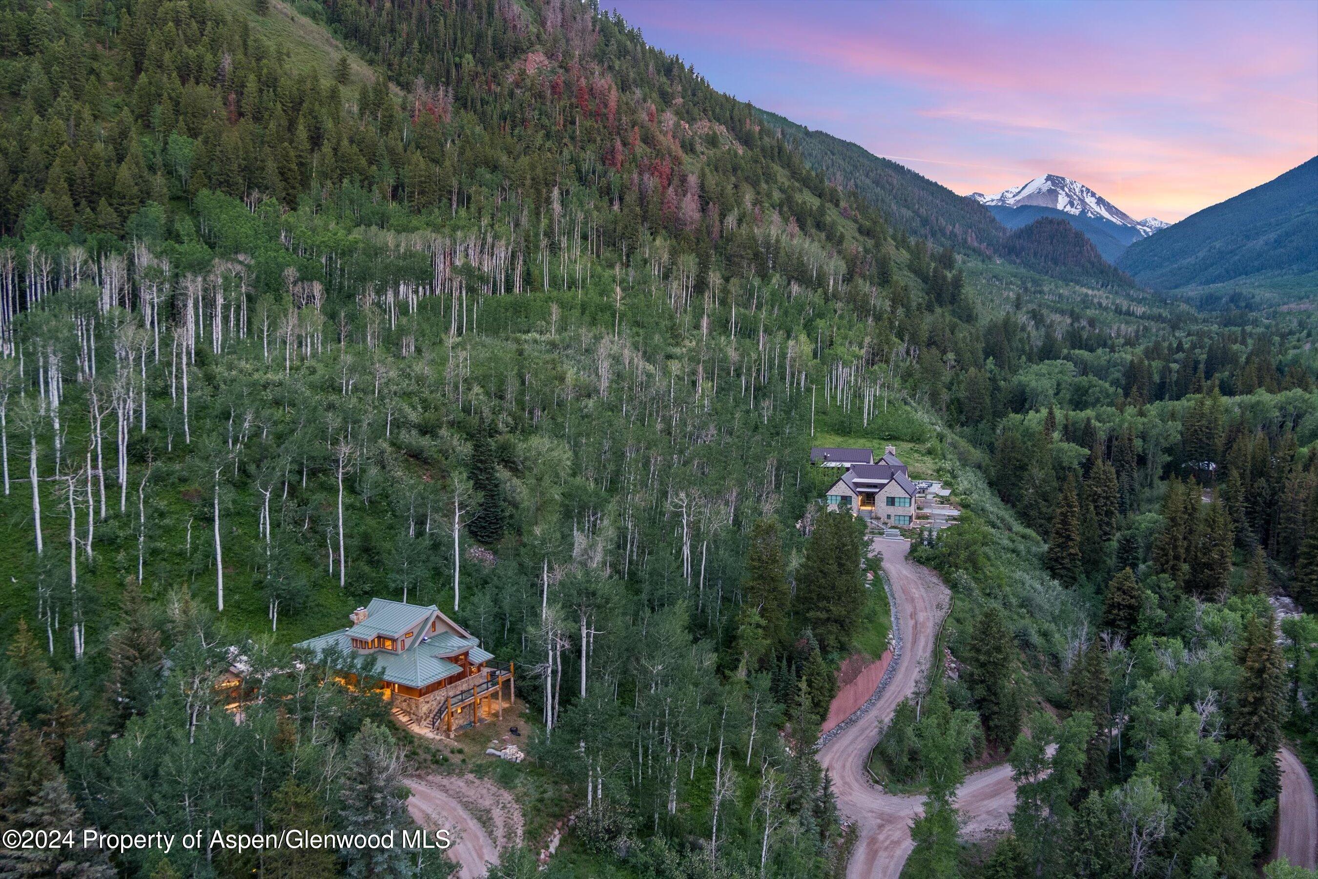 335 Hall Drive Property Photo 7