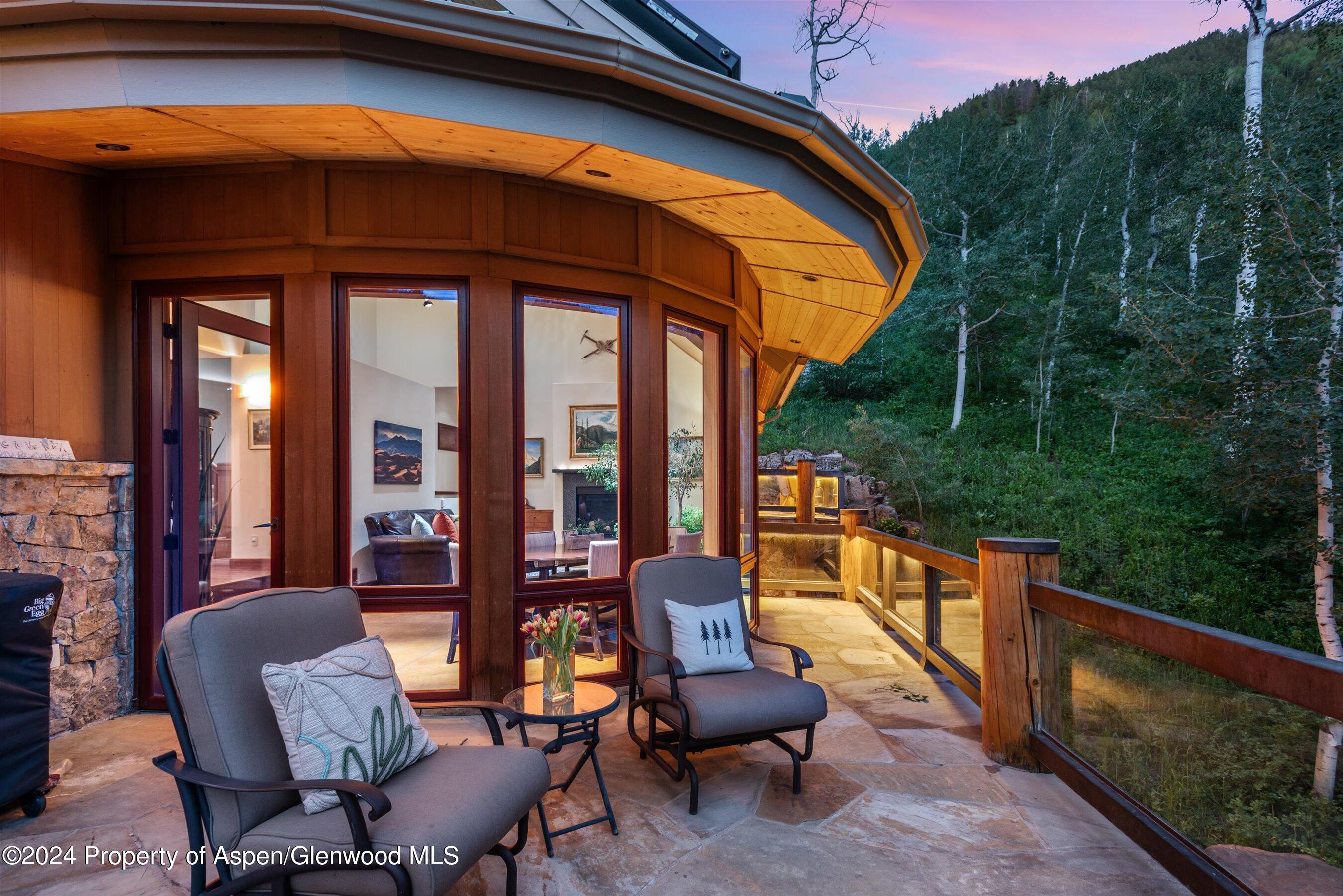 335 Hall Drive Property Photo 13