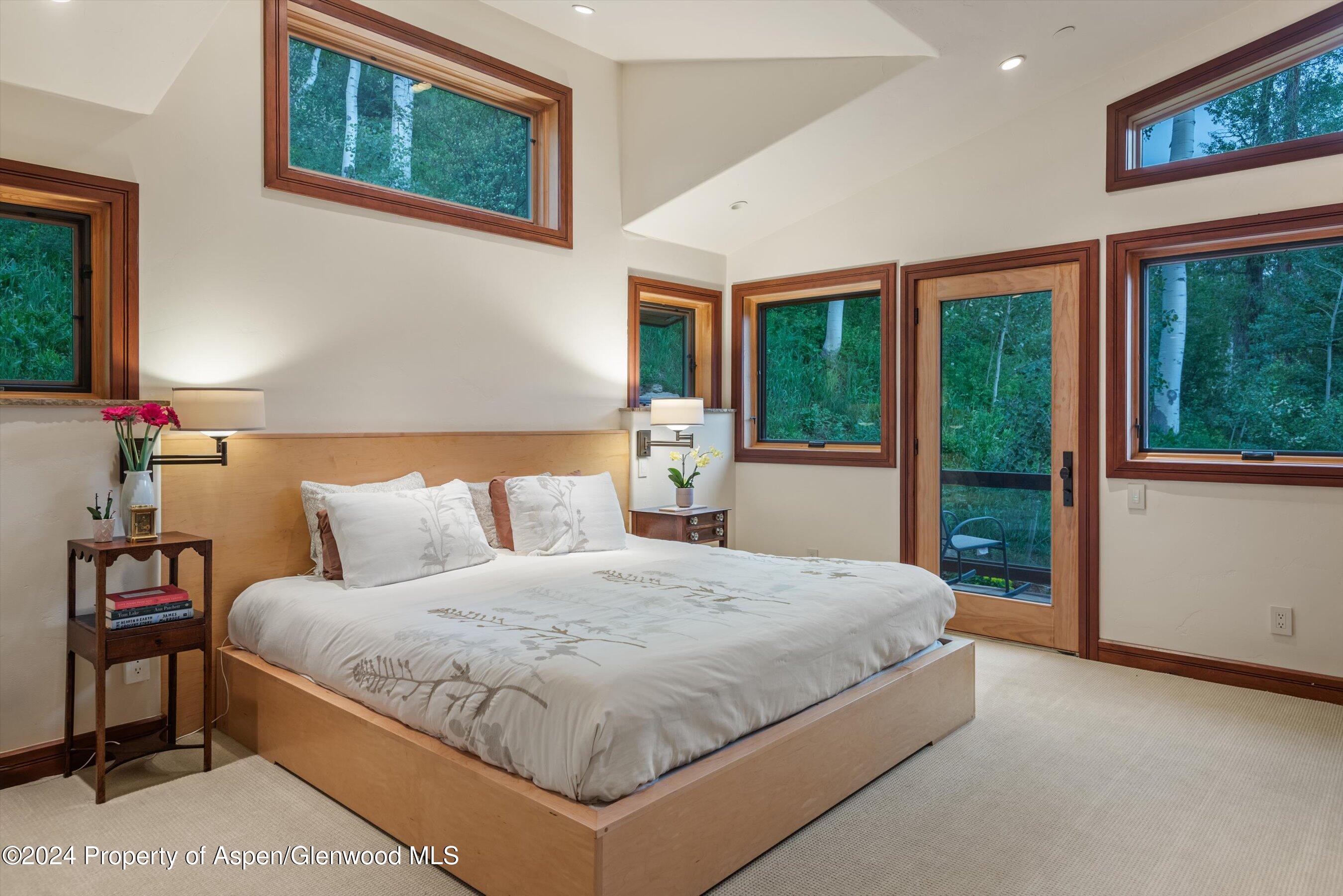 335 Hall Drive Property Photo 30