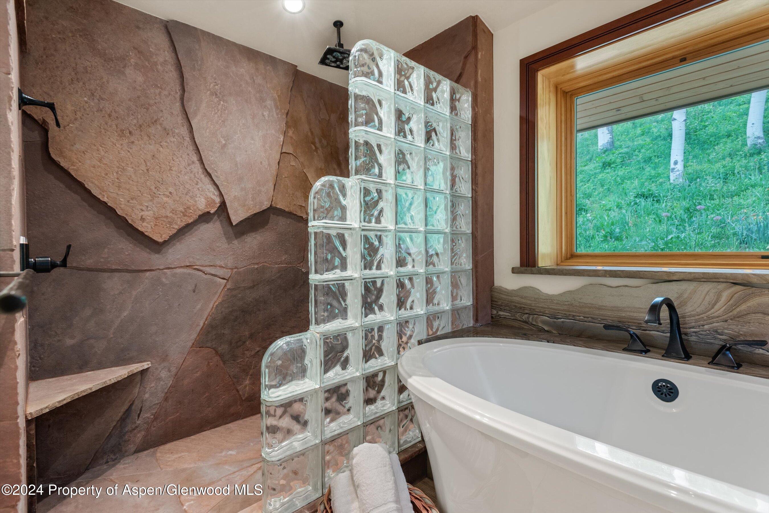 335 Hall Drive Property Photo 33