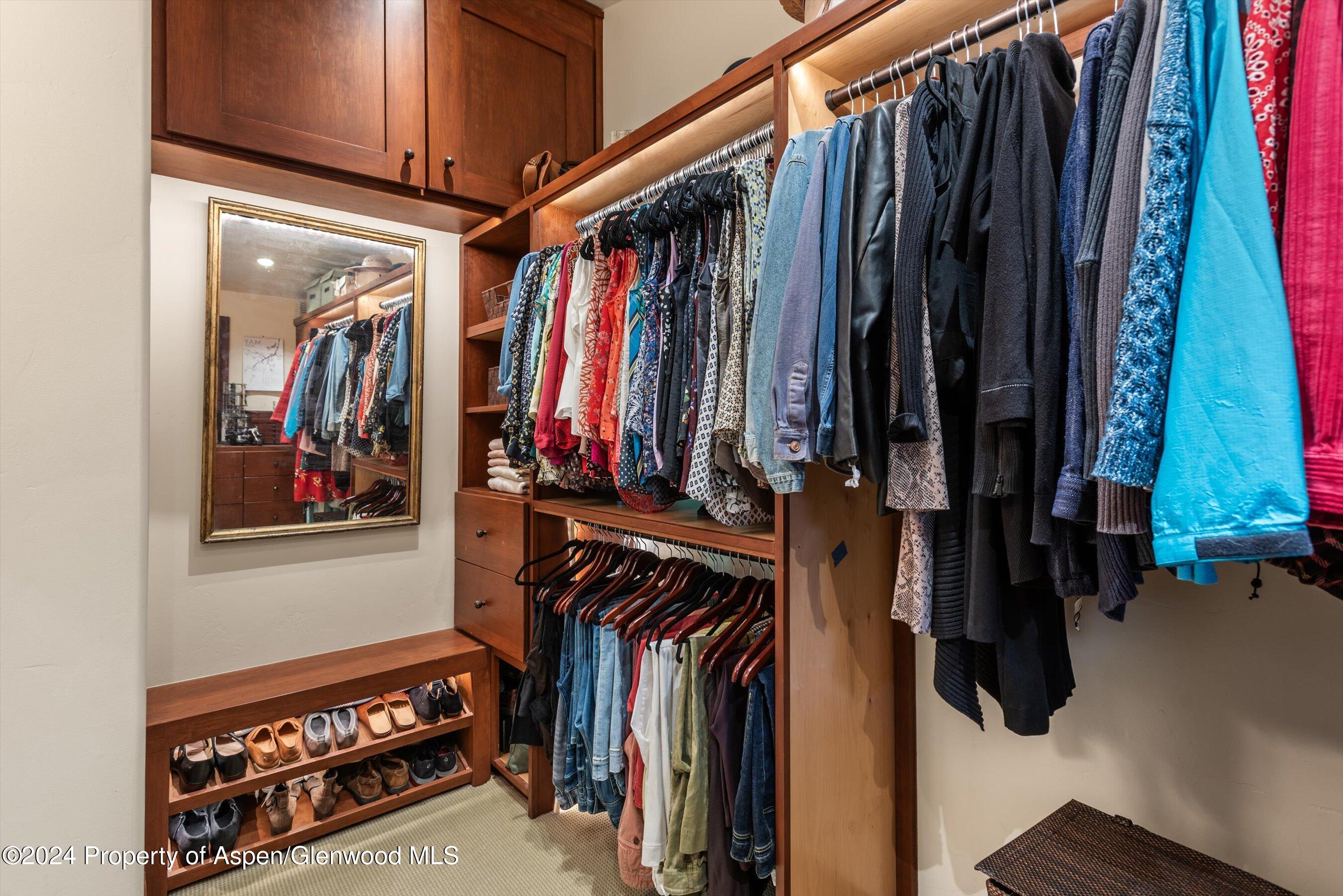 335 Hall Drive Property Photo 35