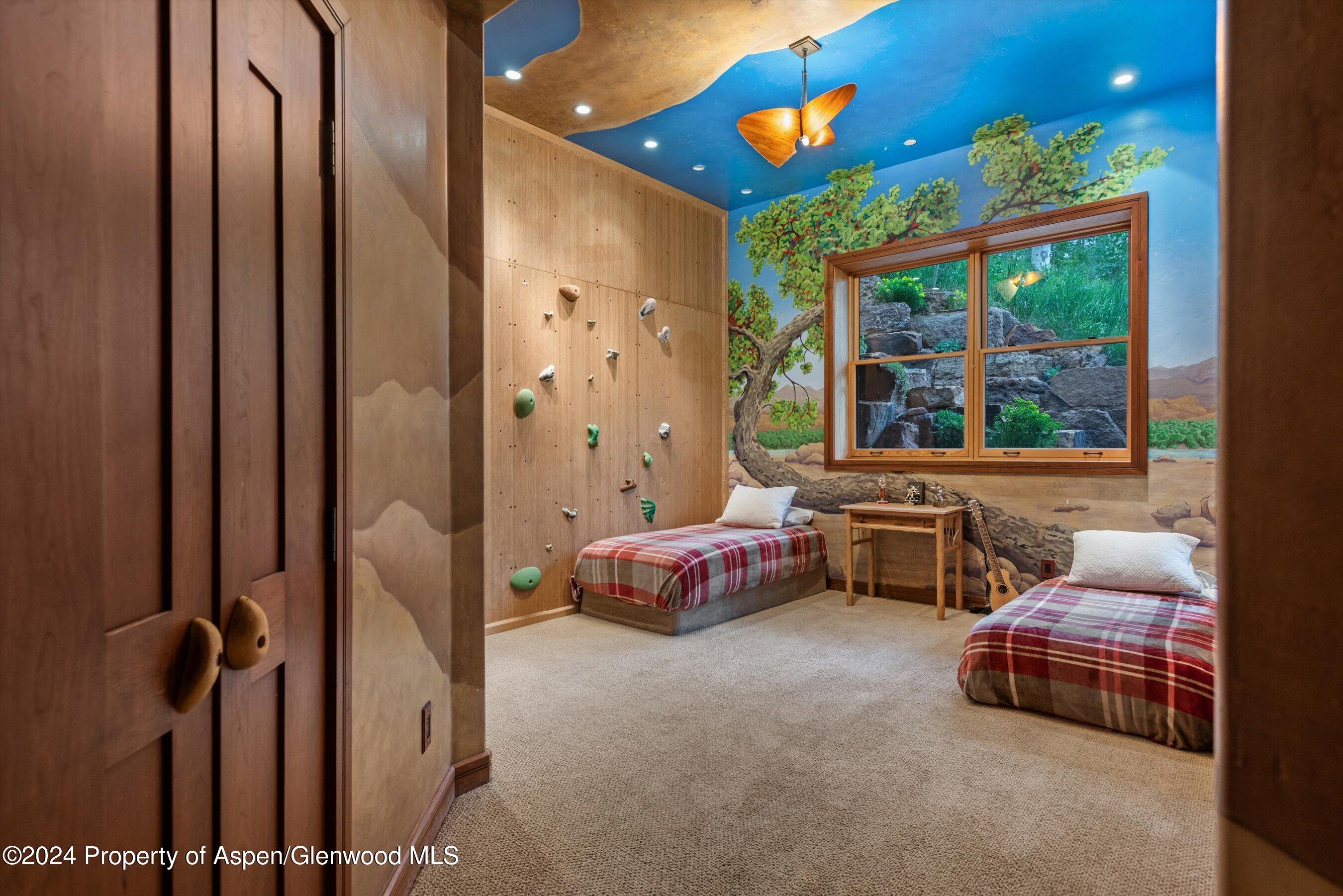 335 Hall Drive Property Photo 40