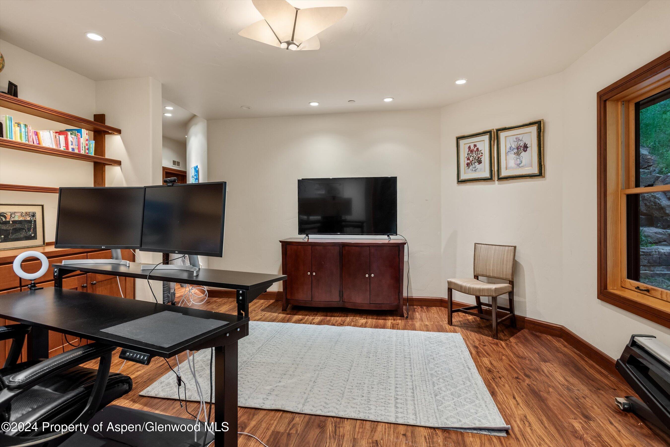 335 Hall Drive Property Photo 42