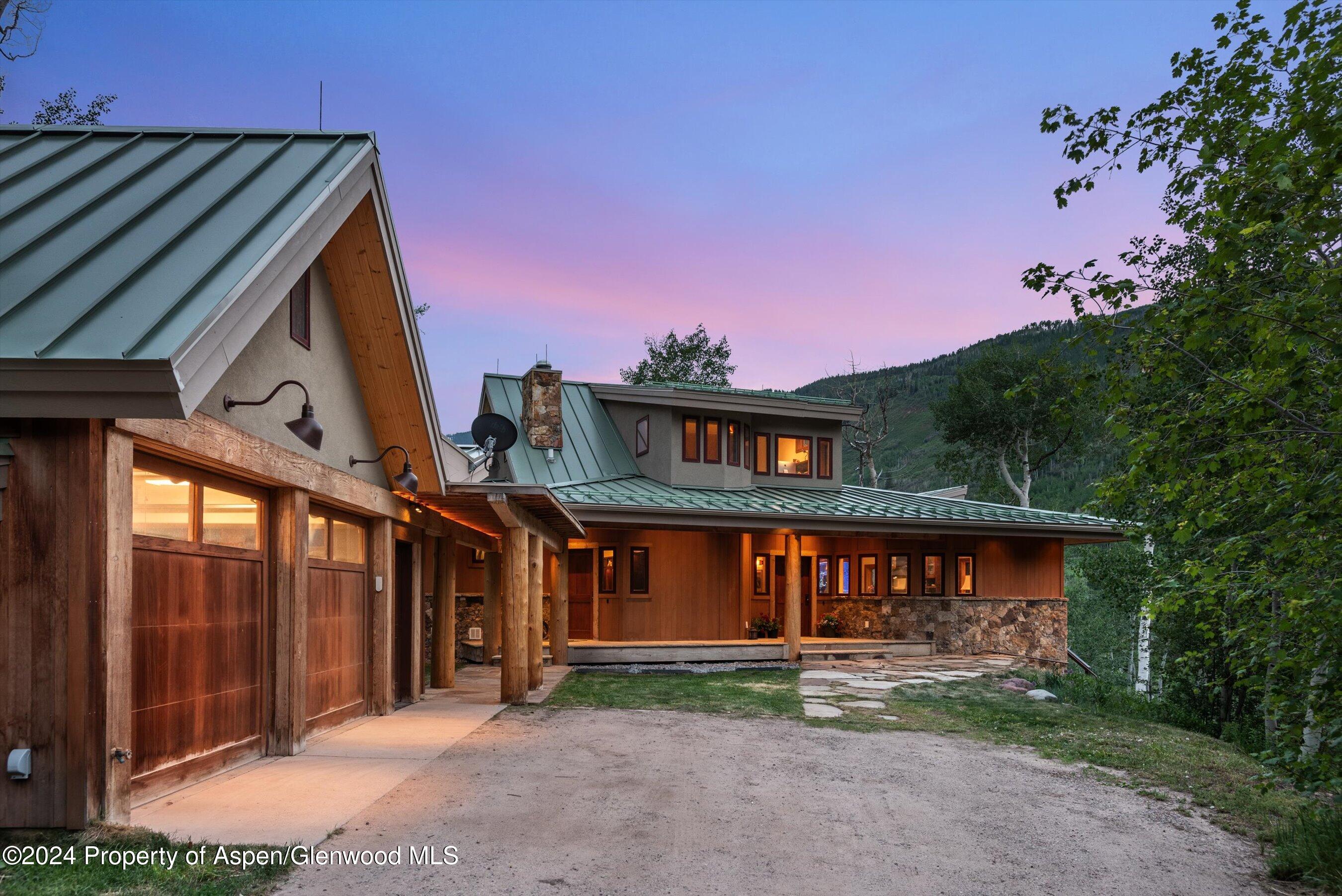 335 Hall Drive Property Photo 47