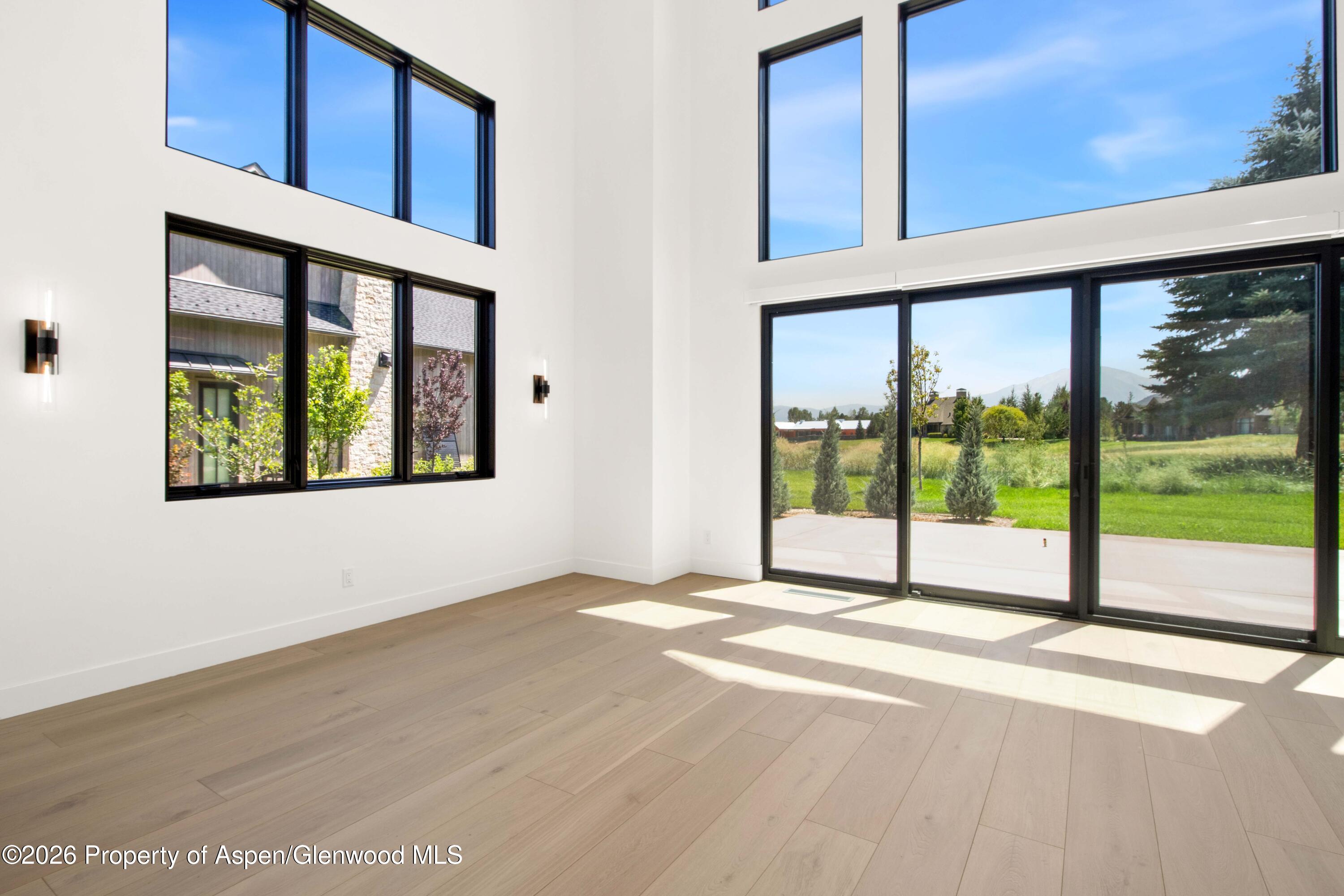 589 Saddleback Road Property Photo 14