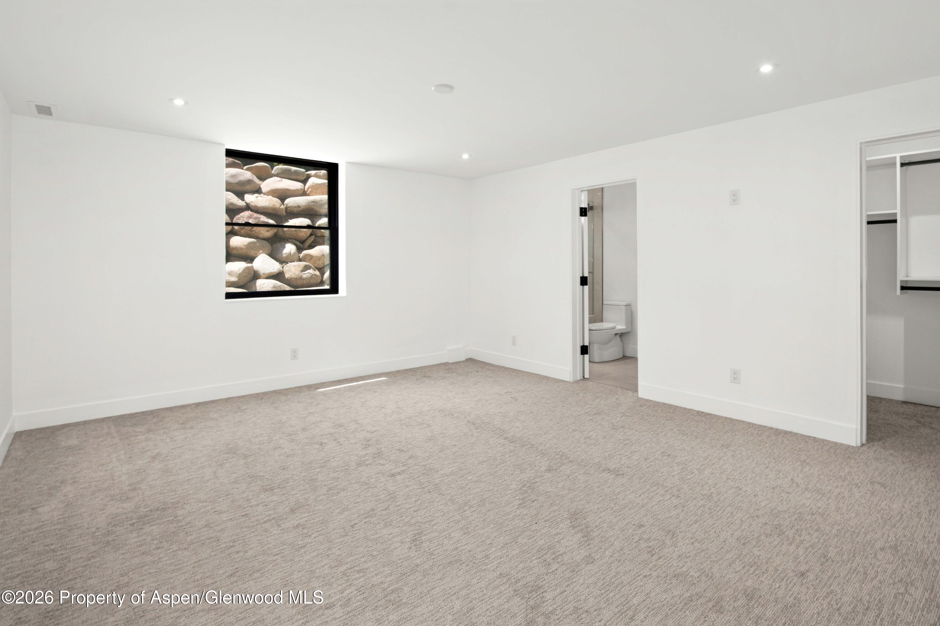 589 Saddleback Road Property Photo 37