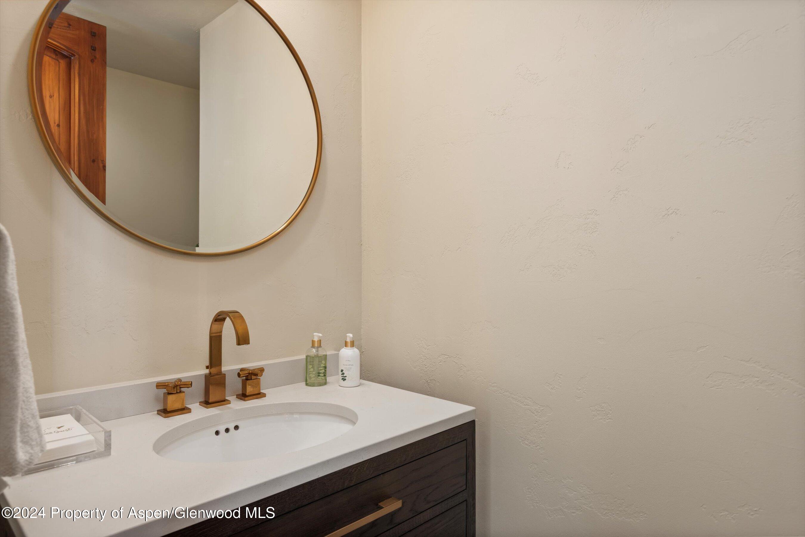 71 Meadow Road Property Photo 32
