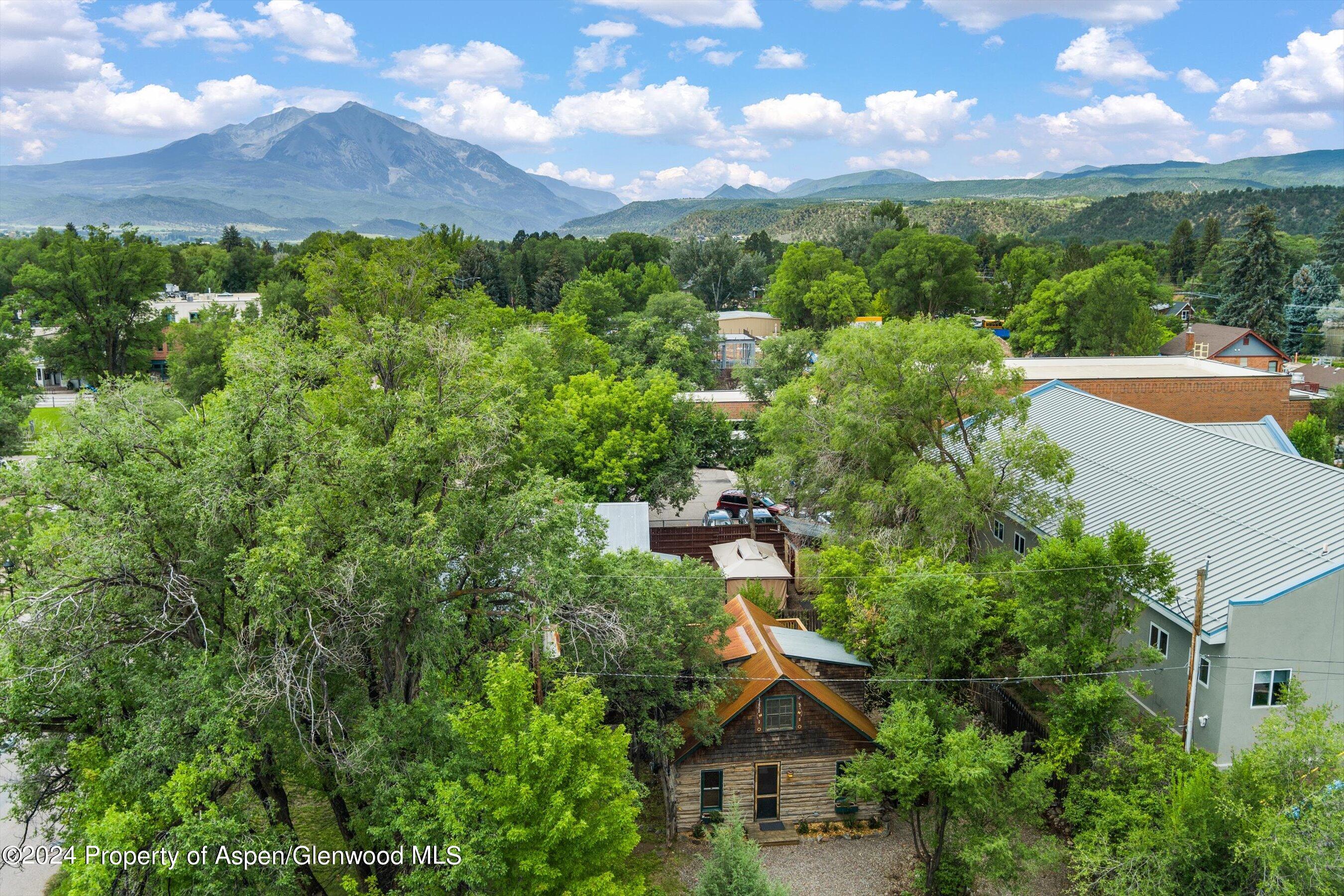 610 Colorado Avenue Property Photo 4