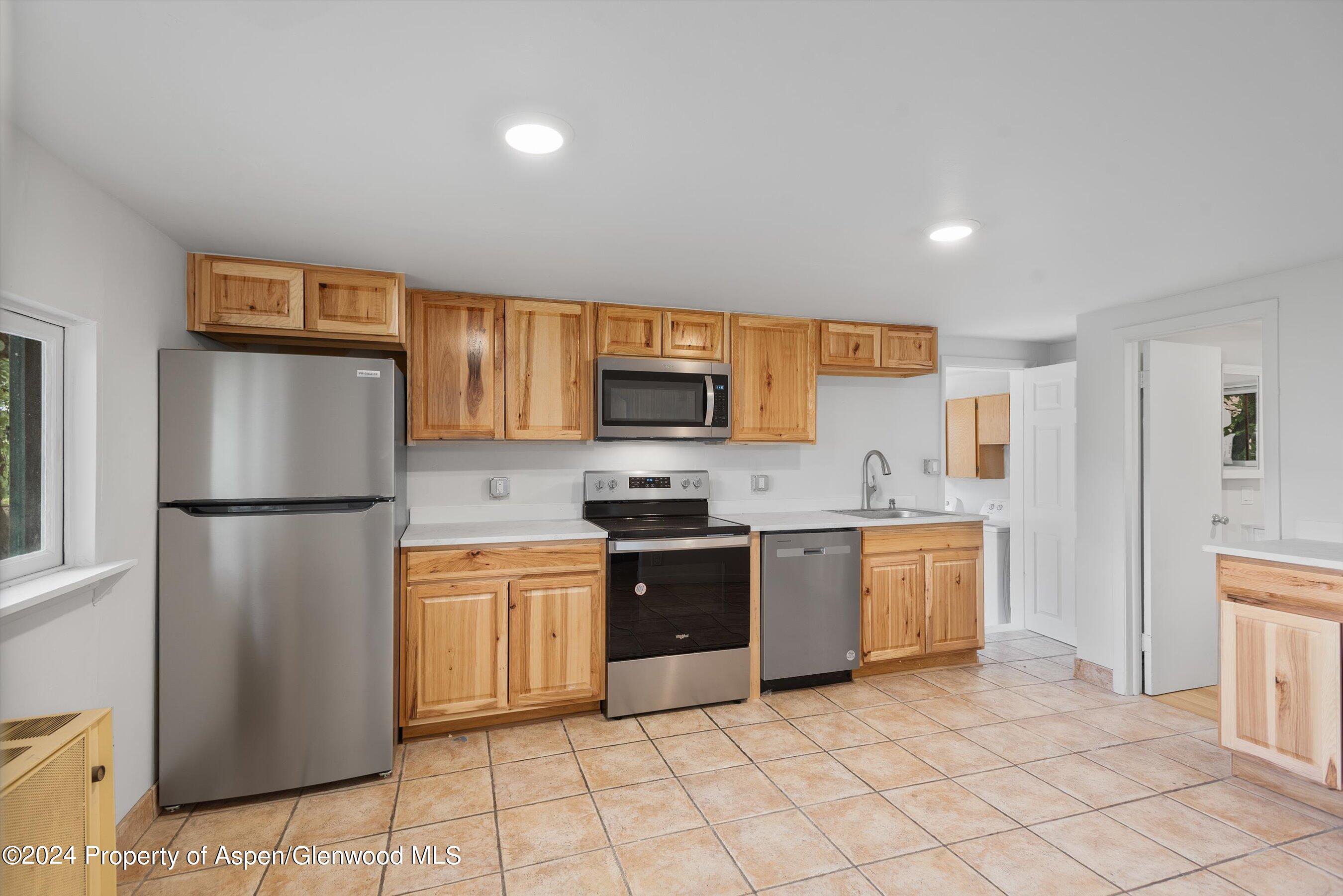 610 Colorado Avenue Property Photo 16