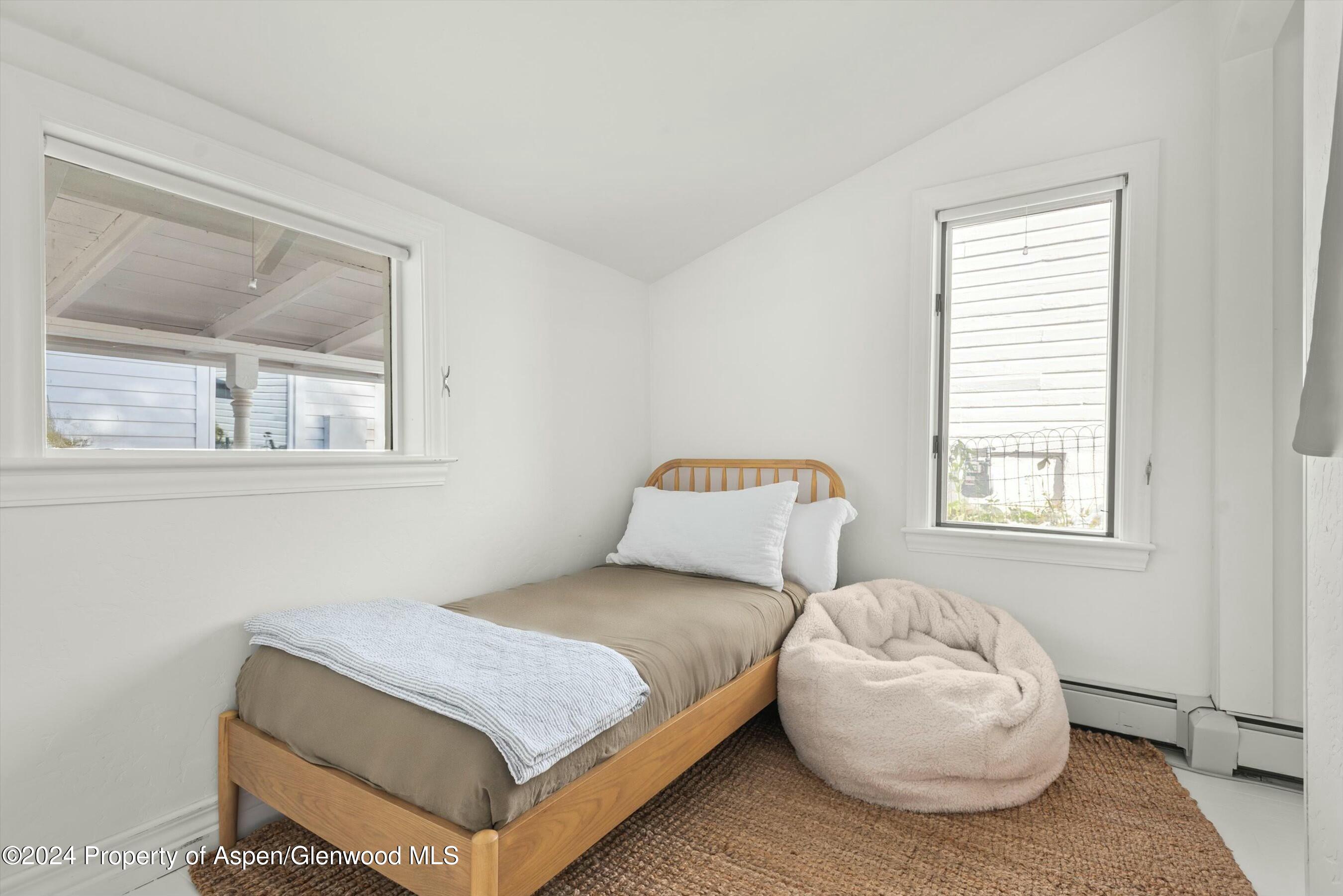 120 E Sopris Drive Property Photo 12