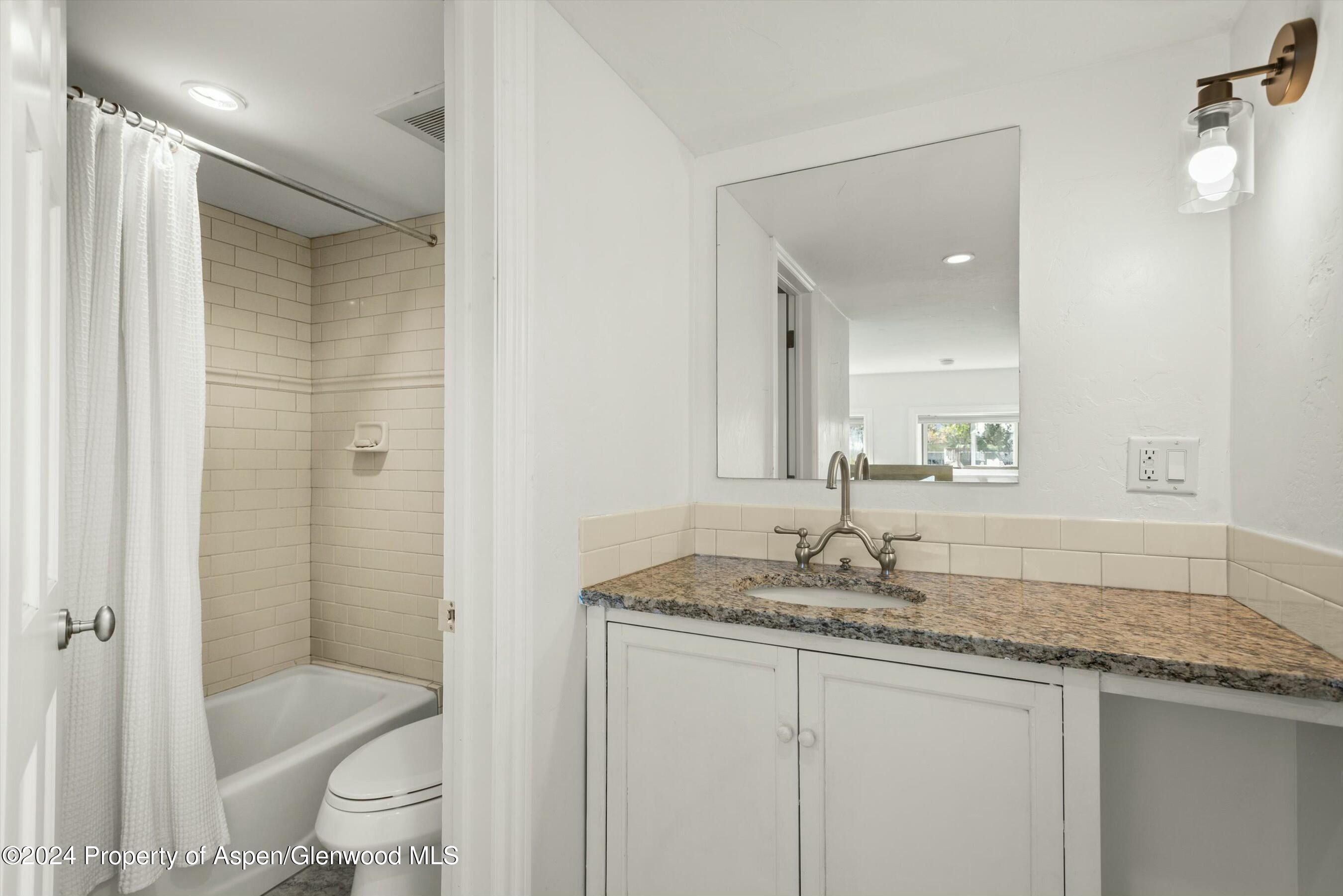 120 E Sopris Drive Property Photo 30