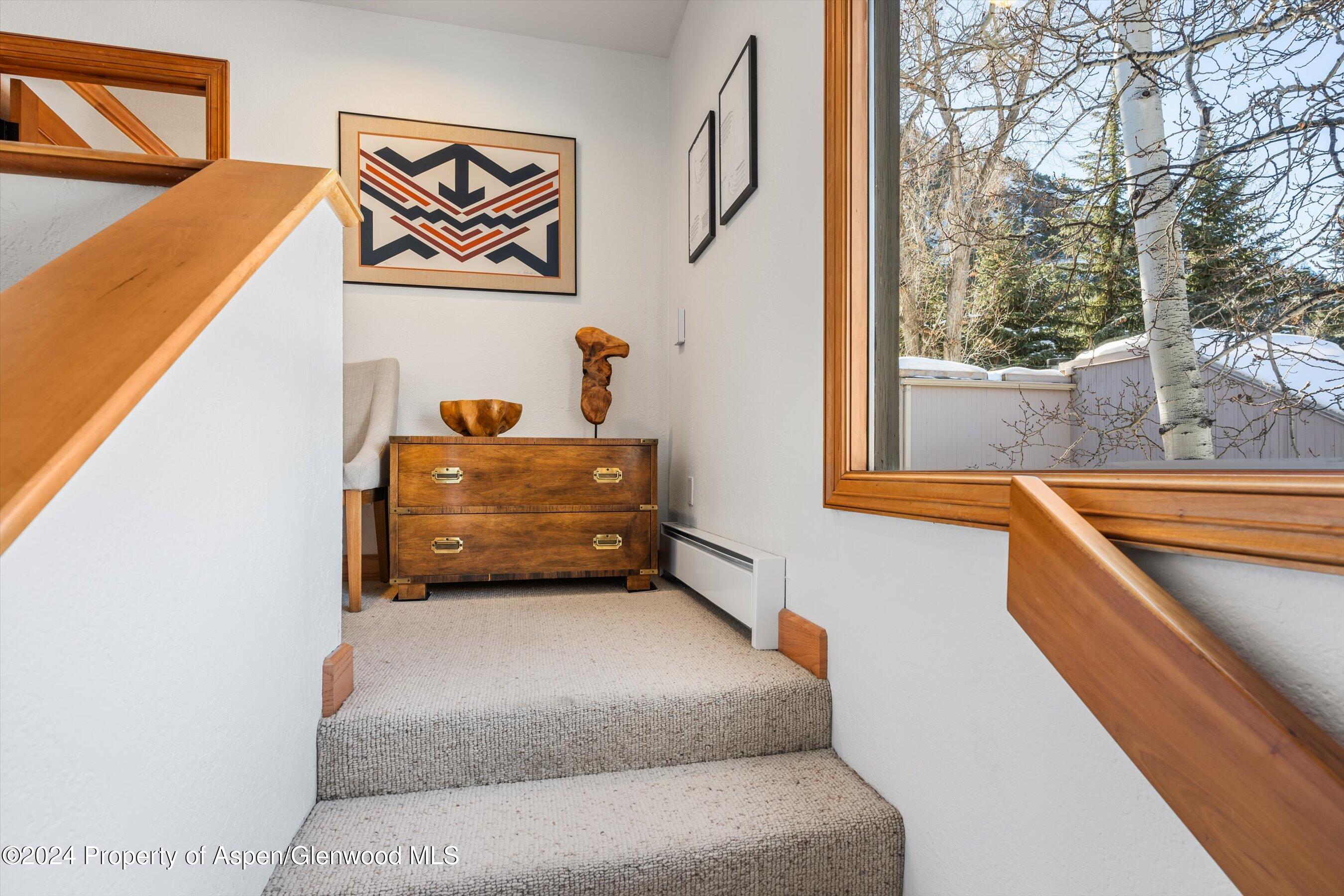 326 W Hopkins Avenue Property Photo 26