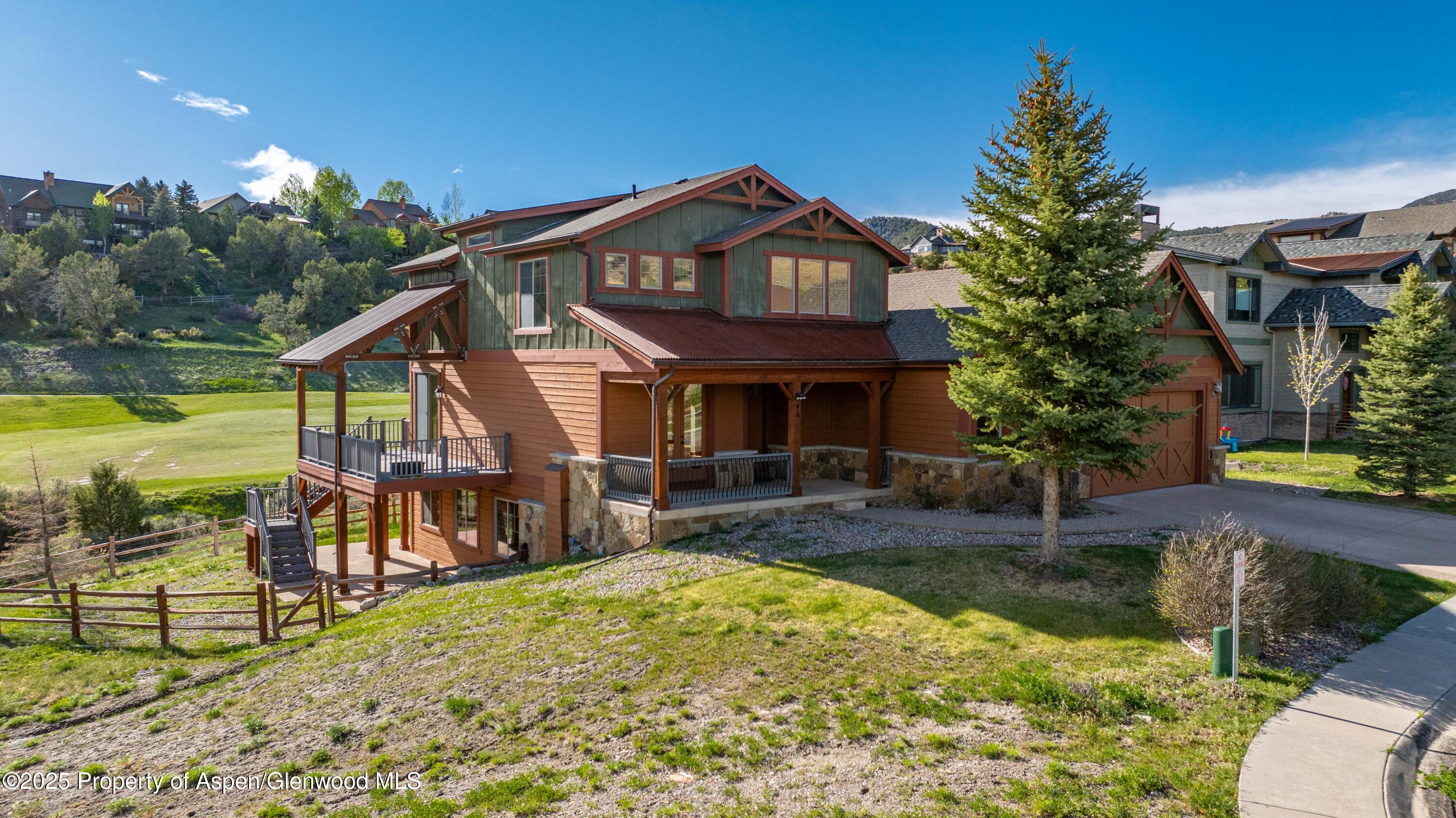 46 Antler Loop Property Photo 1