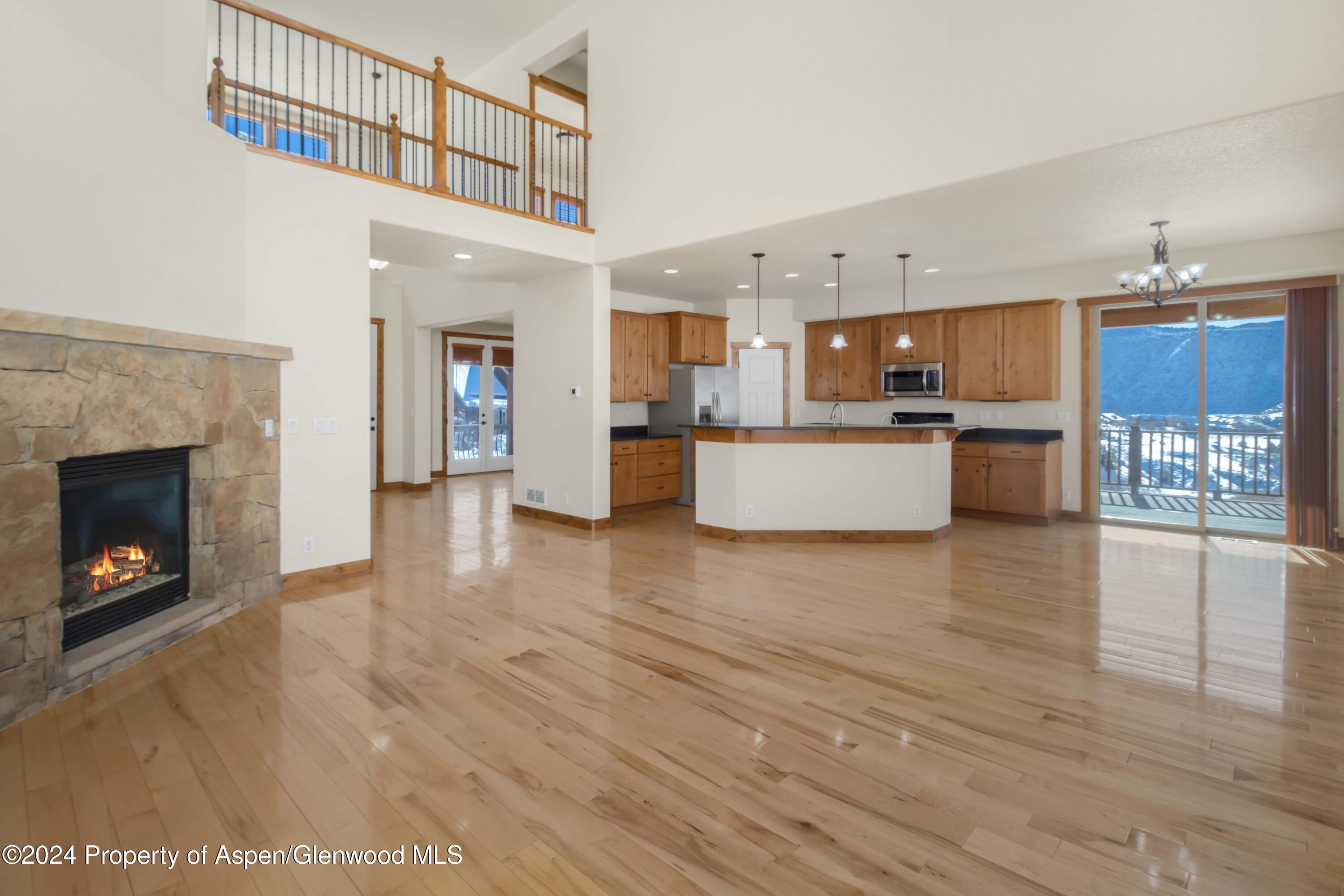 46 Antler Loop Property Photo 6
