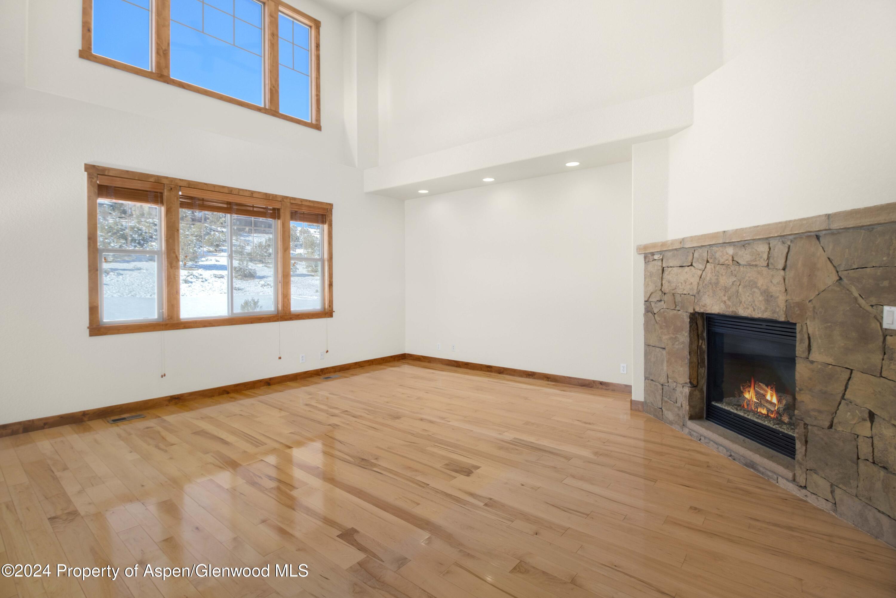 46 Antler Loop Property Photo 10