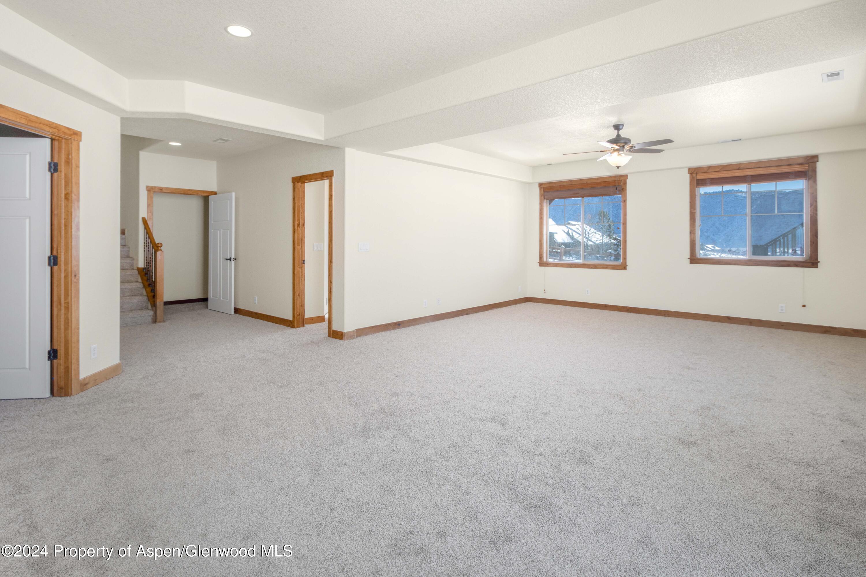 46 Antler Loop Property Photo 27