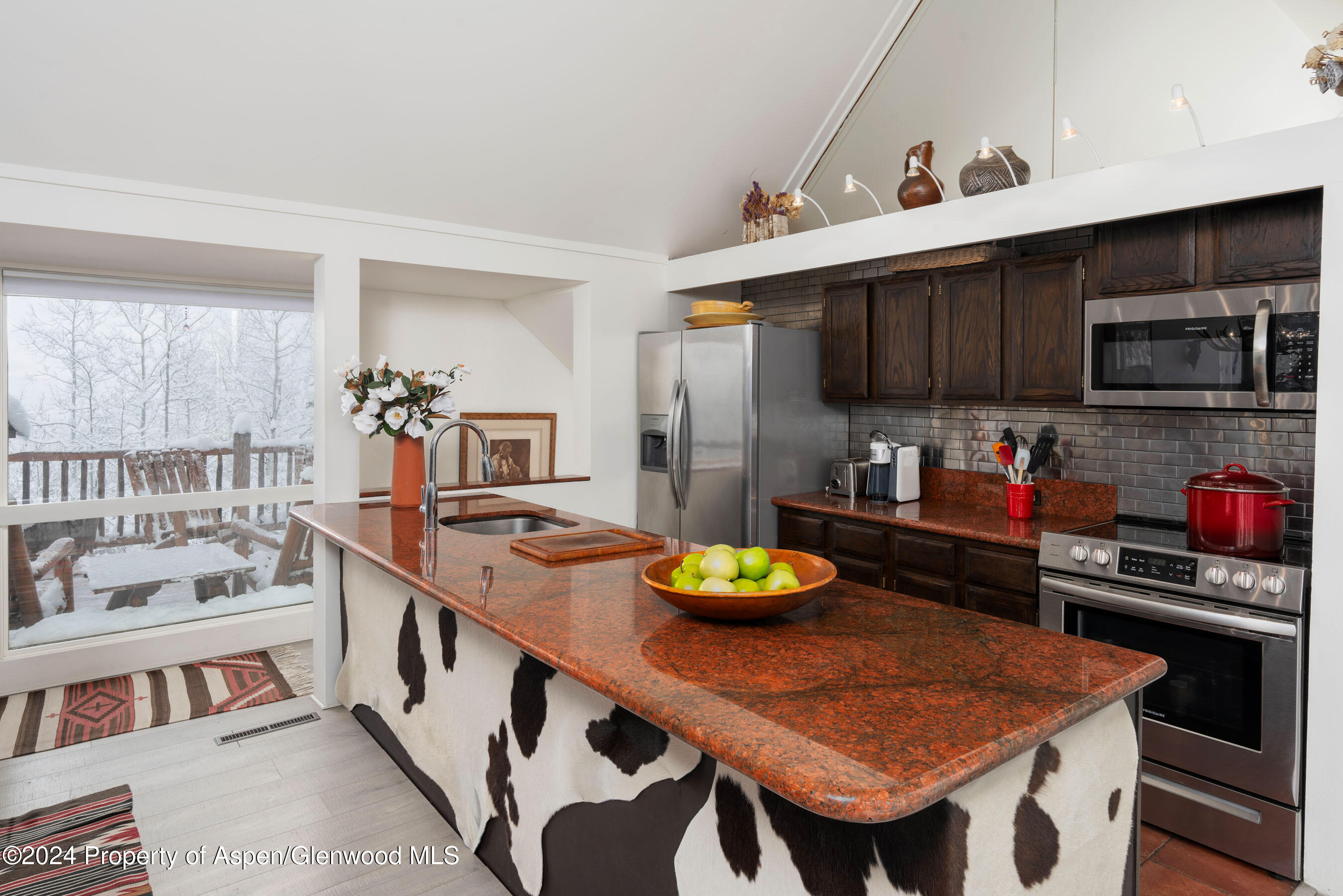 272 Terrace Drive Property Photo 11