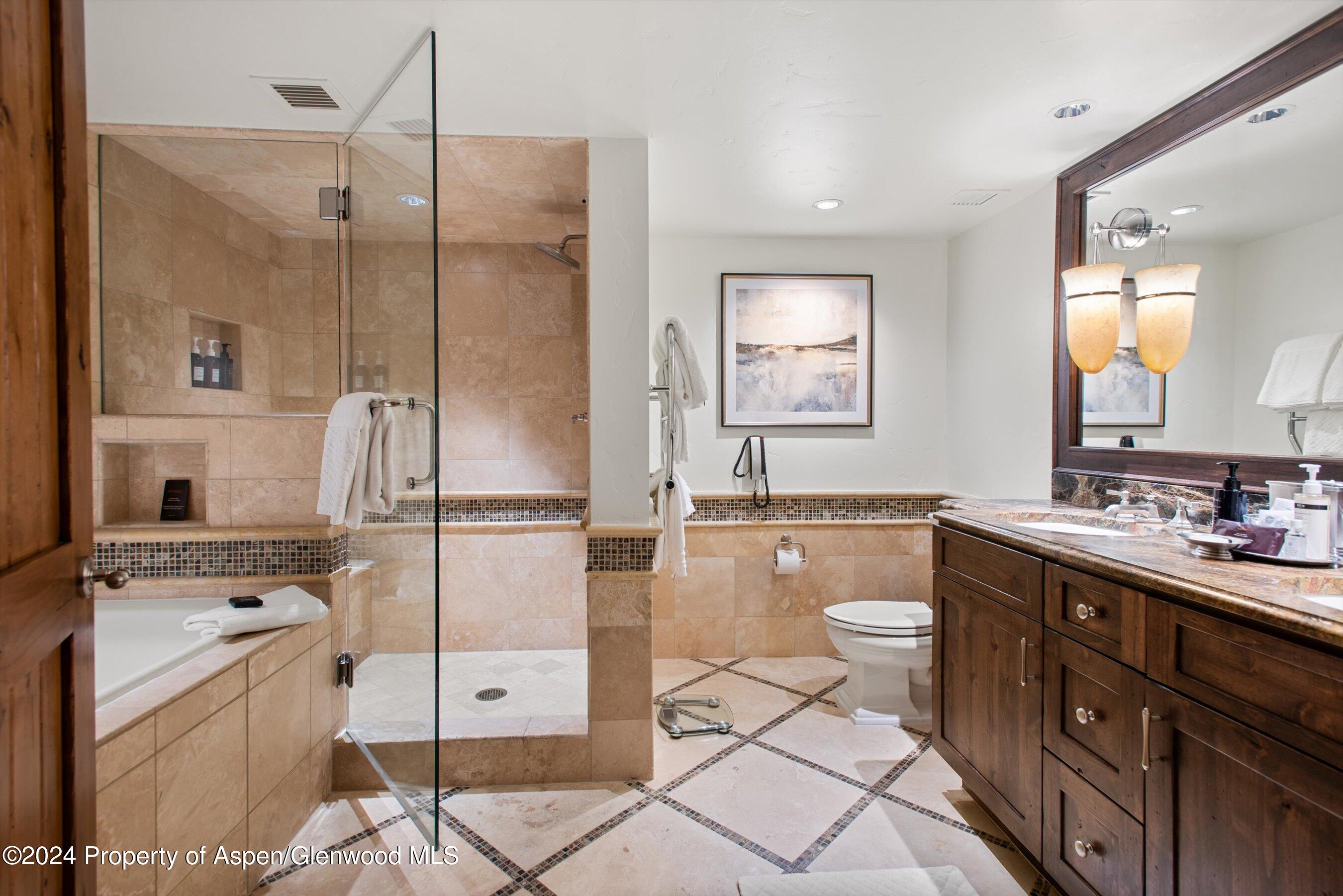 315 E Dean Street, Unit B33-c4 Property Photo 21