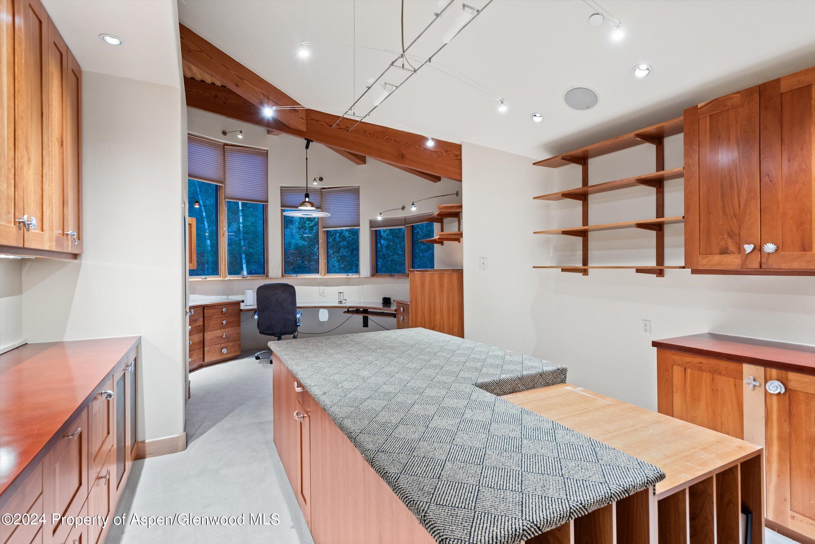730 Twining Flats Road Property Photo 19