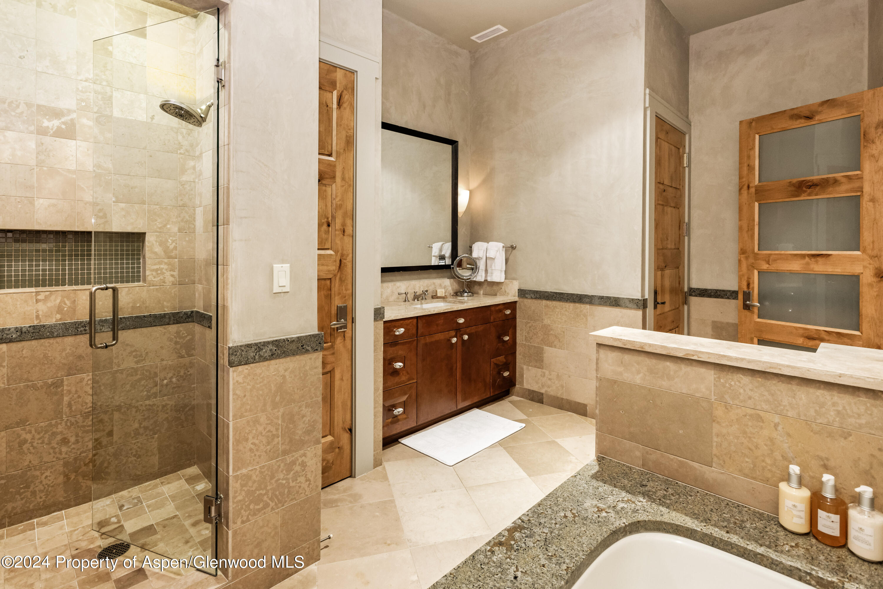 501 Rio Grande Place, Unit 204 Property Photo 20