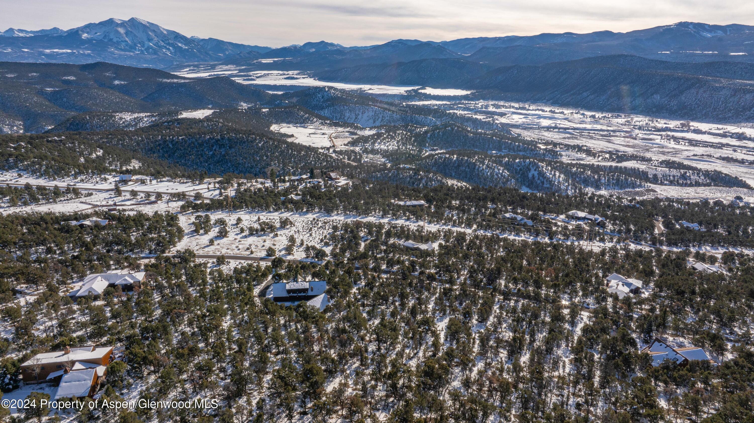 137 Cedar Cove Property Photo 2