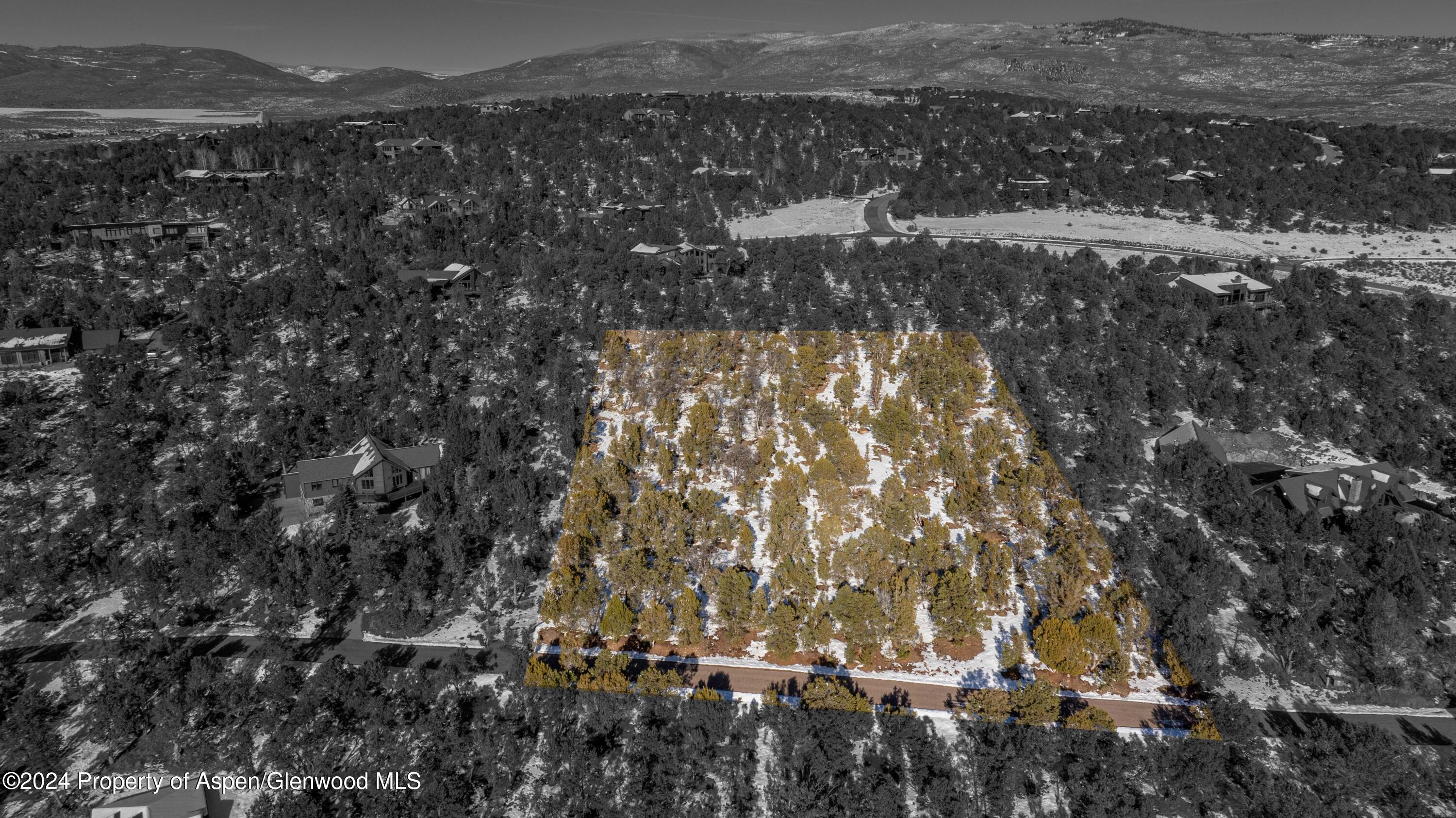 137 Cedar Cove Property Photo 10