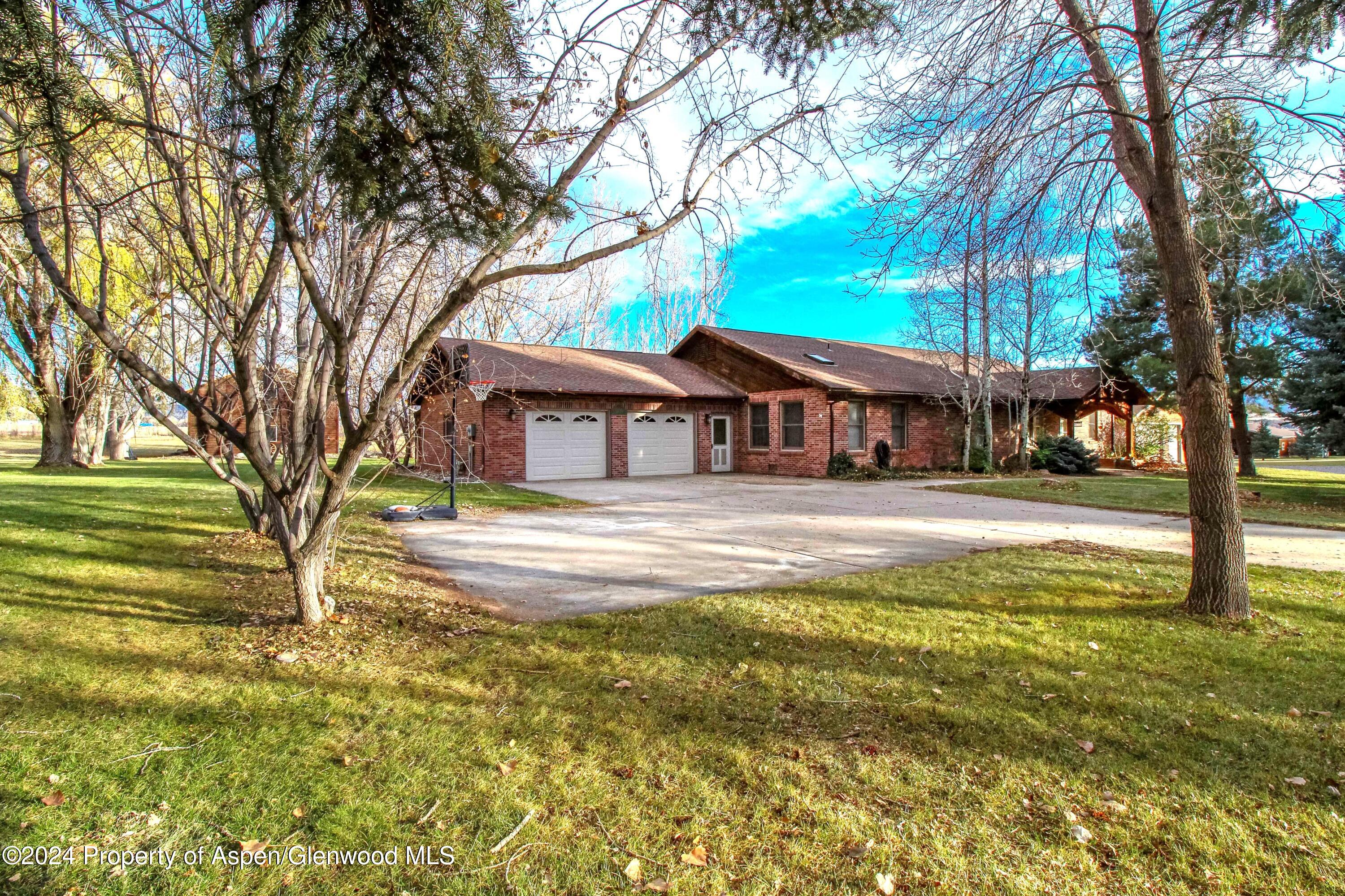 3724 County Road 214 Property Photo 2