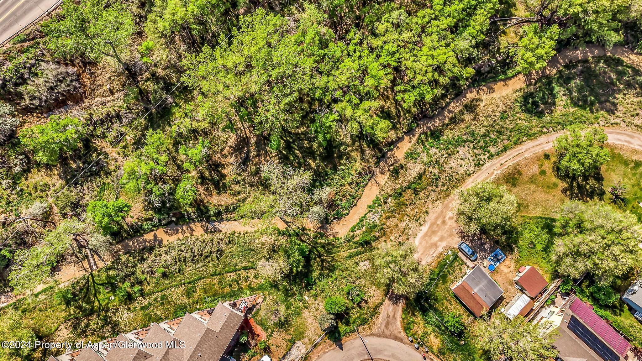 1022 East Avenue Property Photo 14