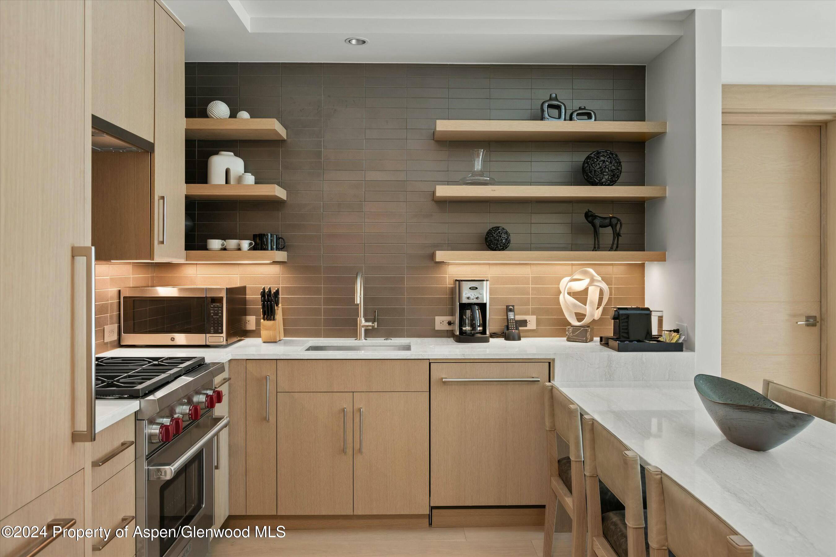 130 Wood Road, 257/259 Property Photo 2