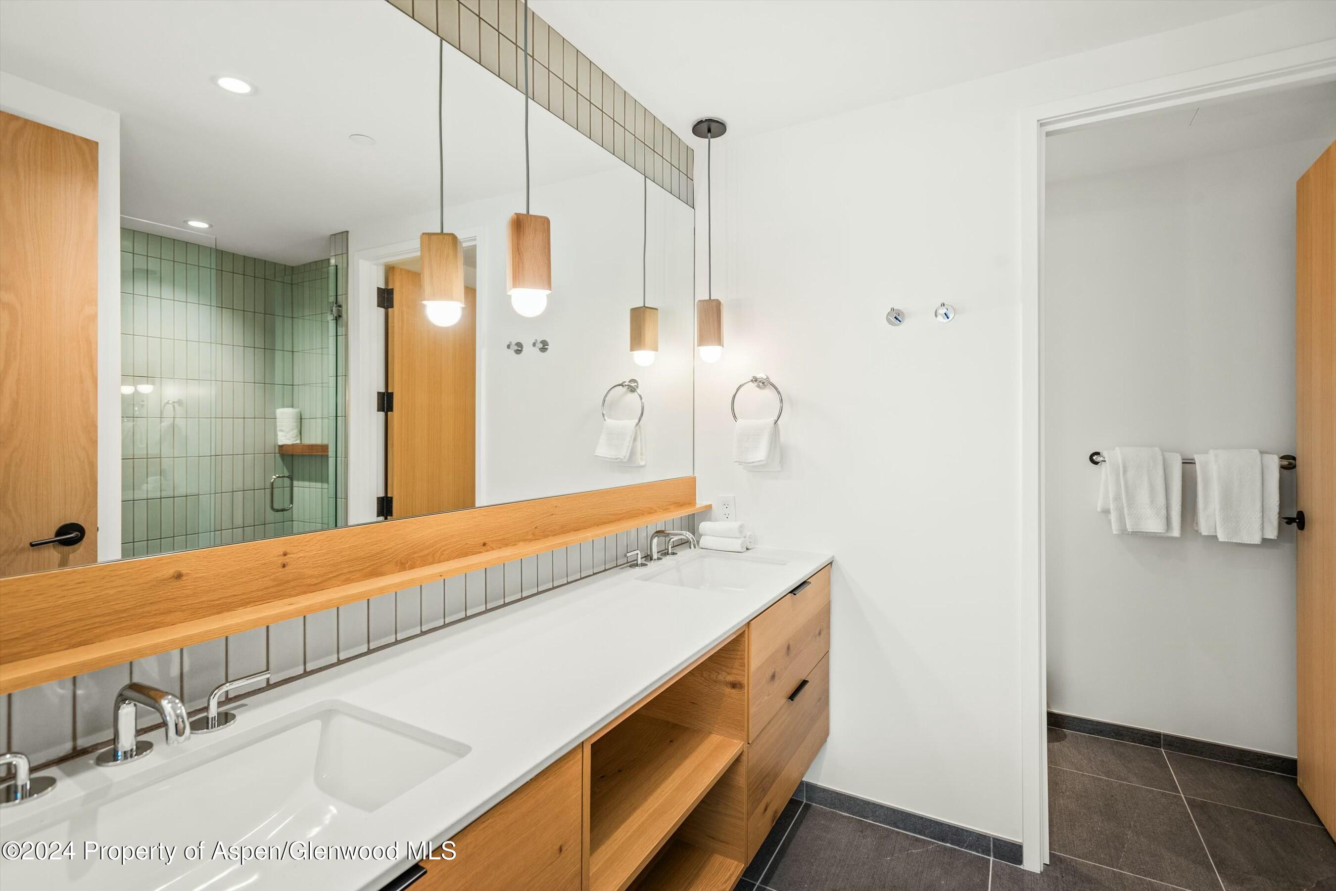 119 Wood Road, 403 Property Photo 8