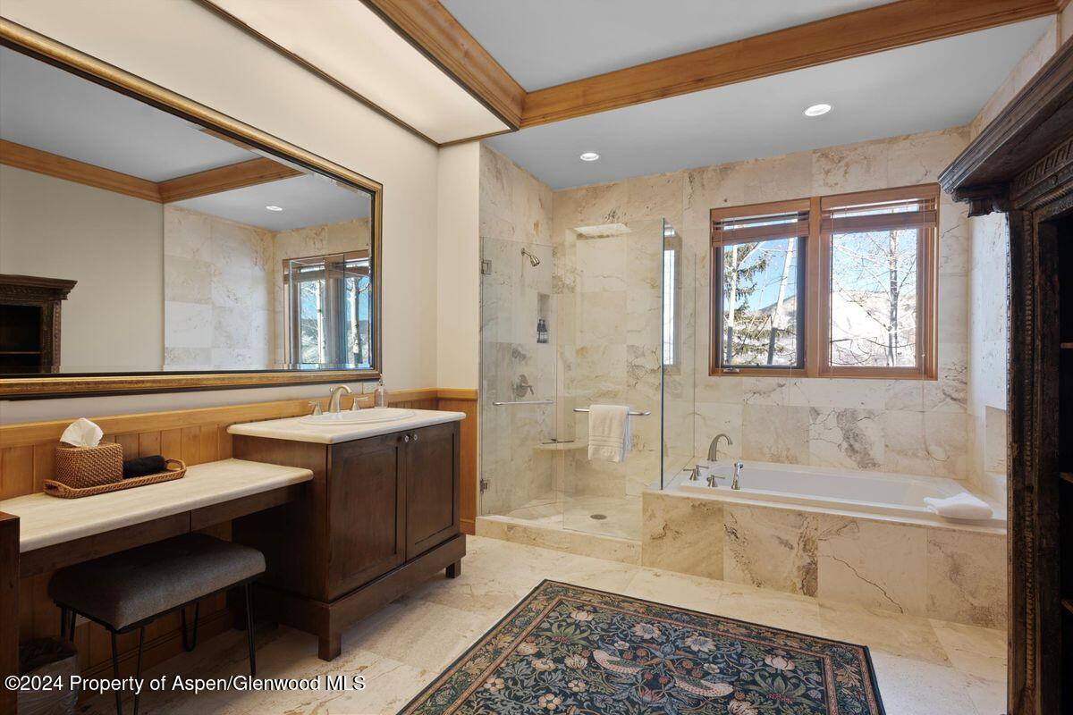300 Eagle Pines Drive Property Photo 18