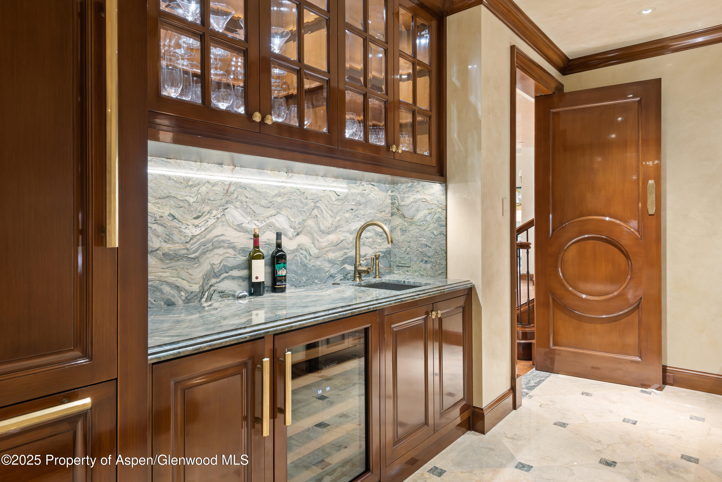 64 Pitkin Way Property Photo 22