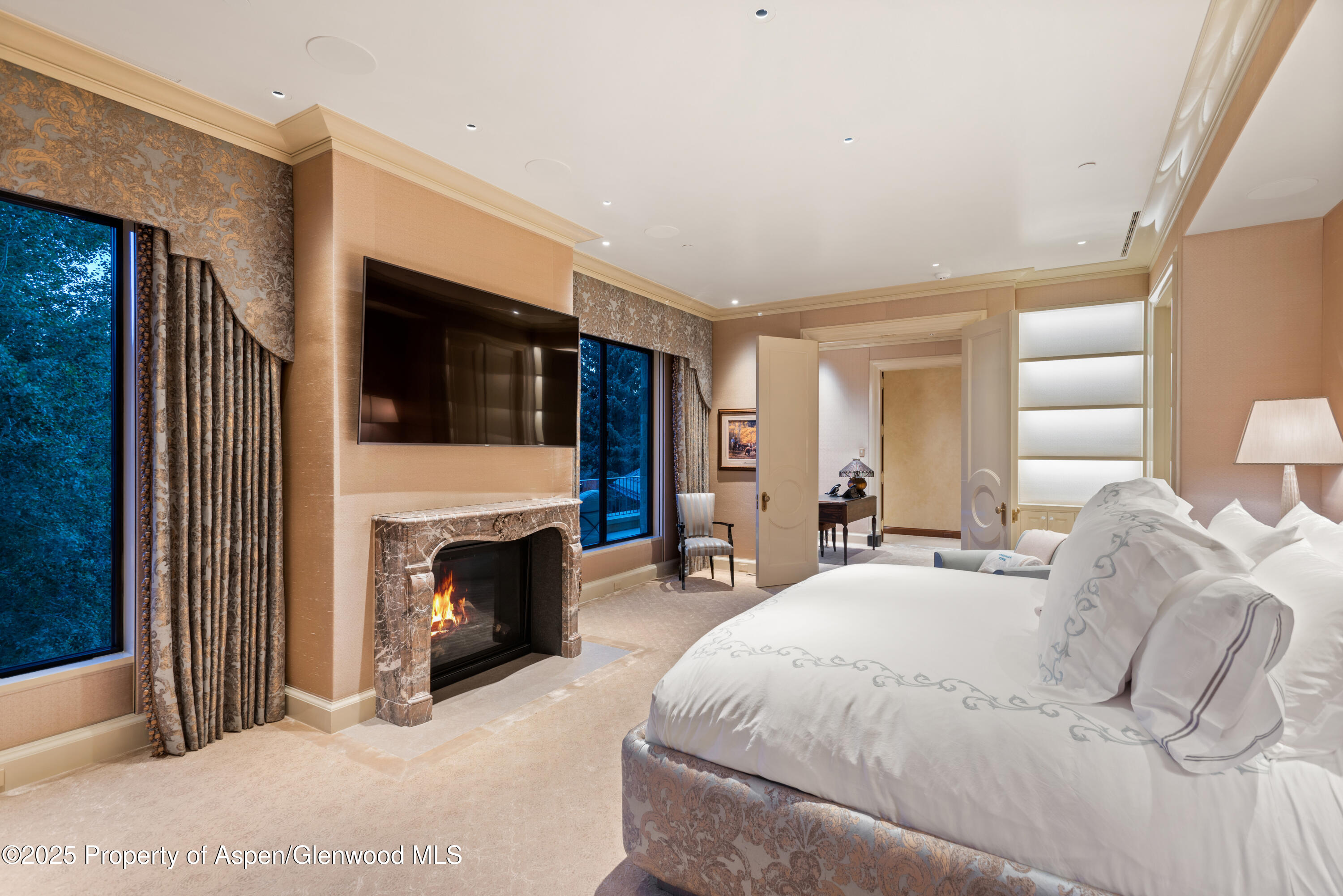 64 Pitkin Way Property Photo 24