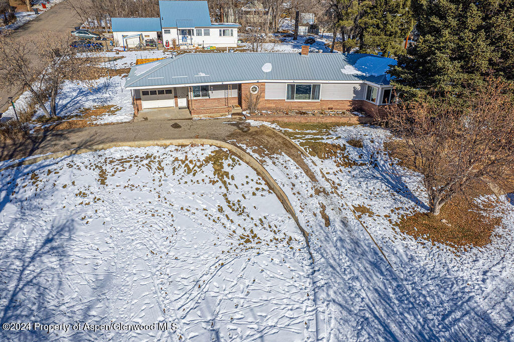 849 Barclay Street Property Photo 3