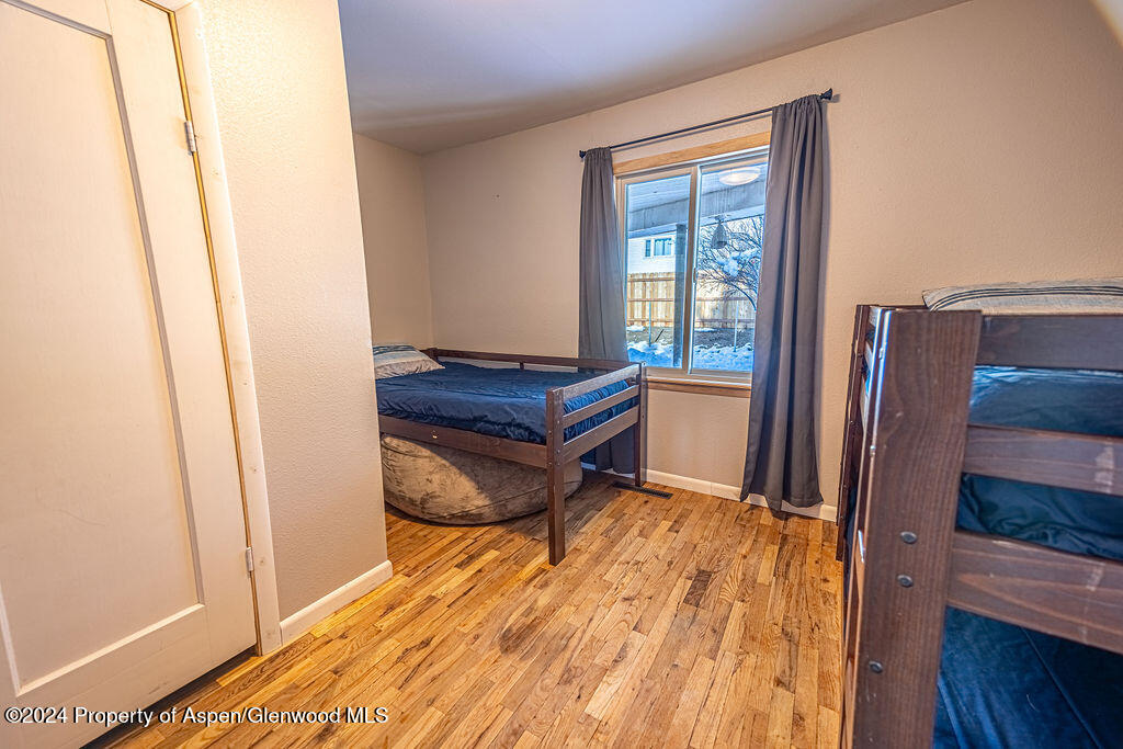 849 Barclay Street Property Photo 28