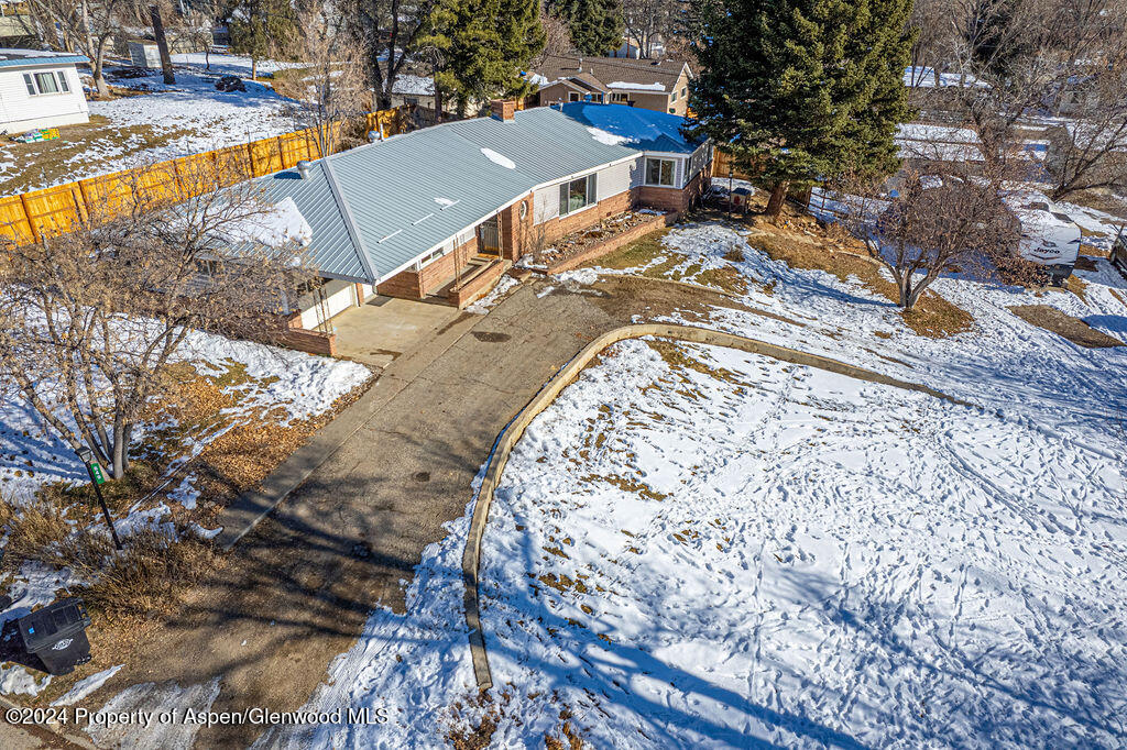 849 Barclay Street Property Photo 48