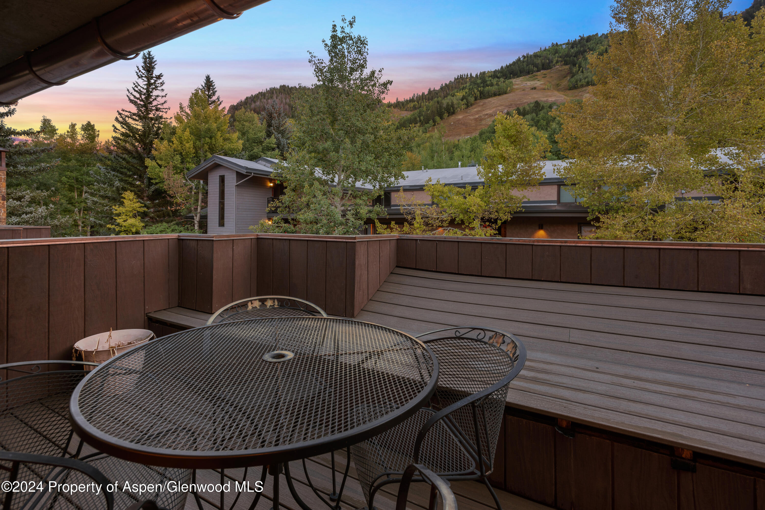 650 S Monarch Street, 4 Property Photo 21