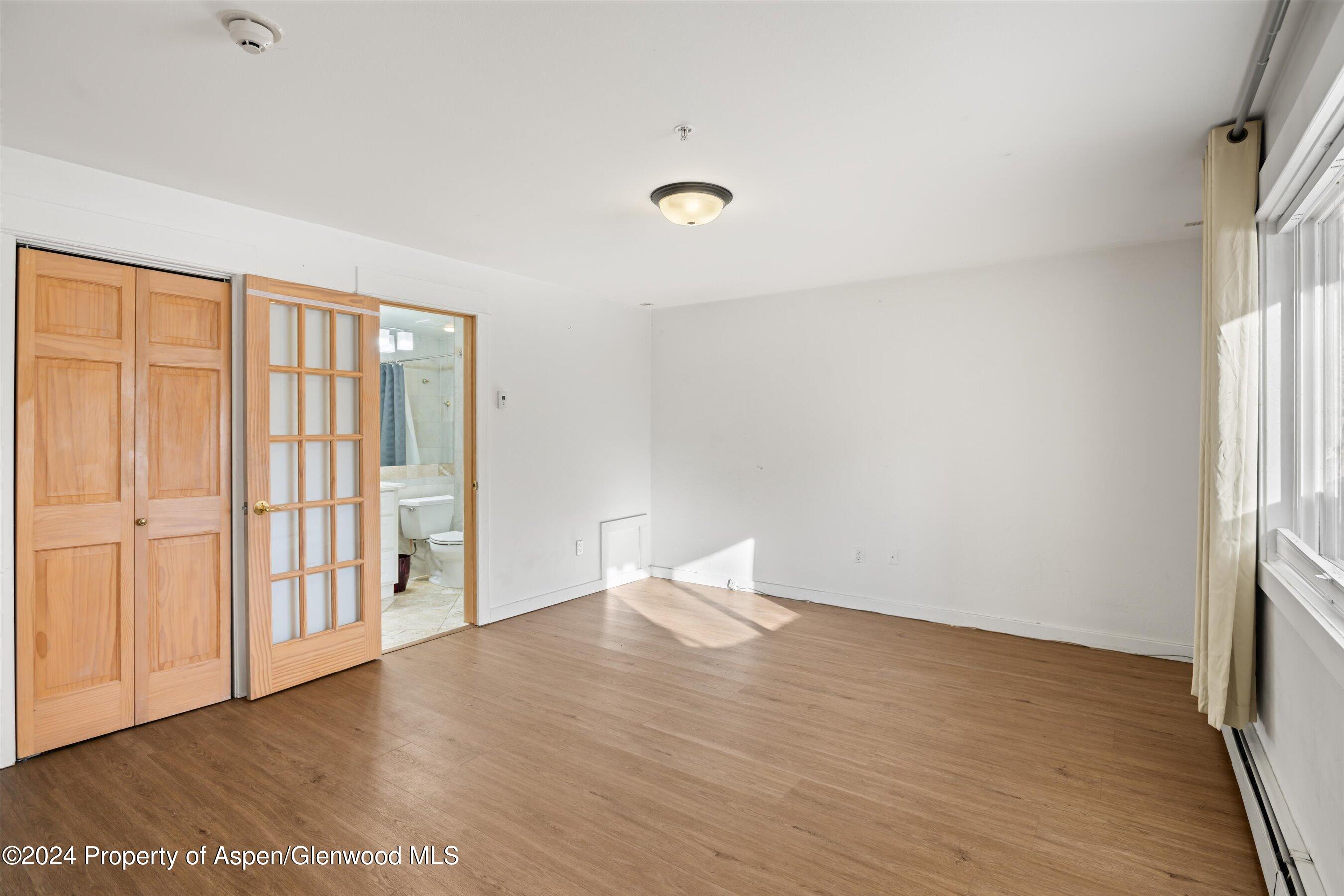 326 Midland Avenue, 101 Property Photo 6