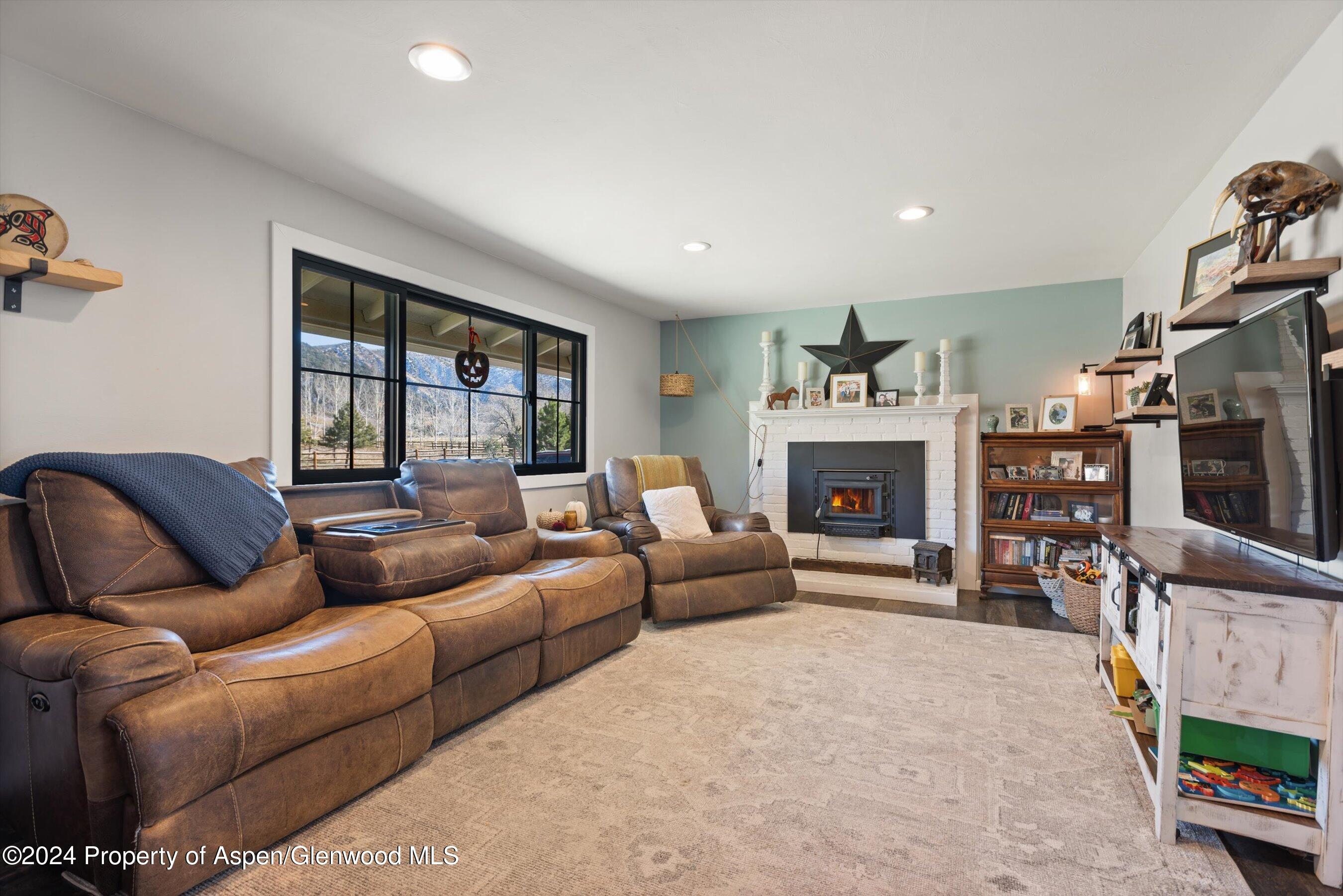 332 Horseshoe Drive Property Photo 13