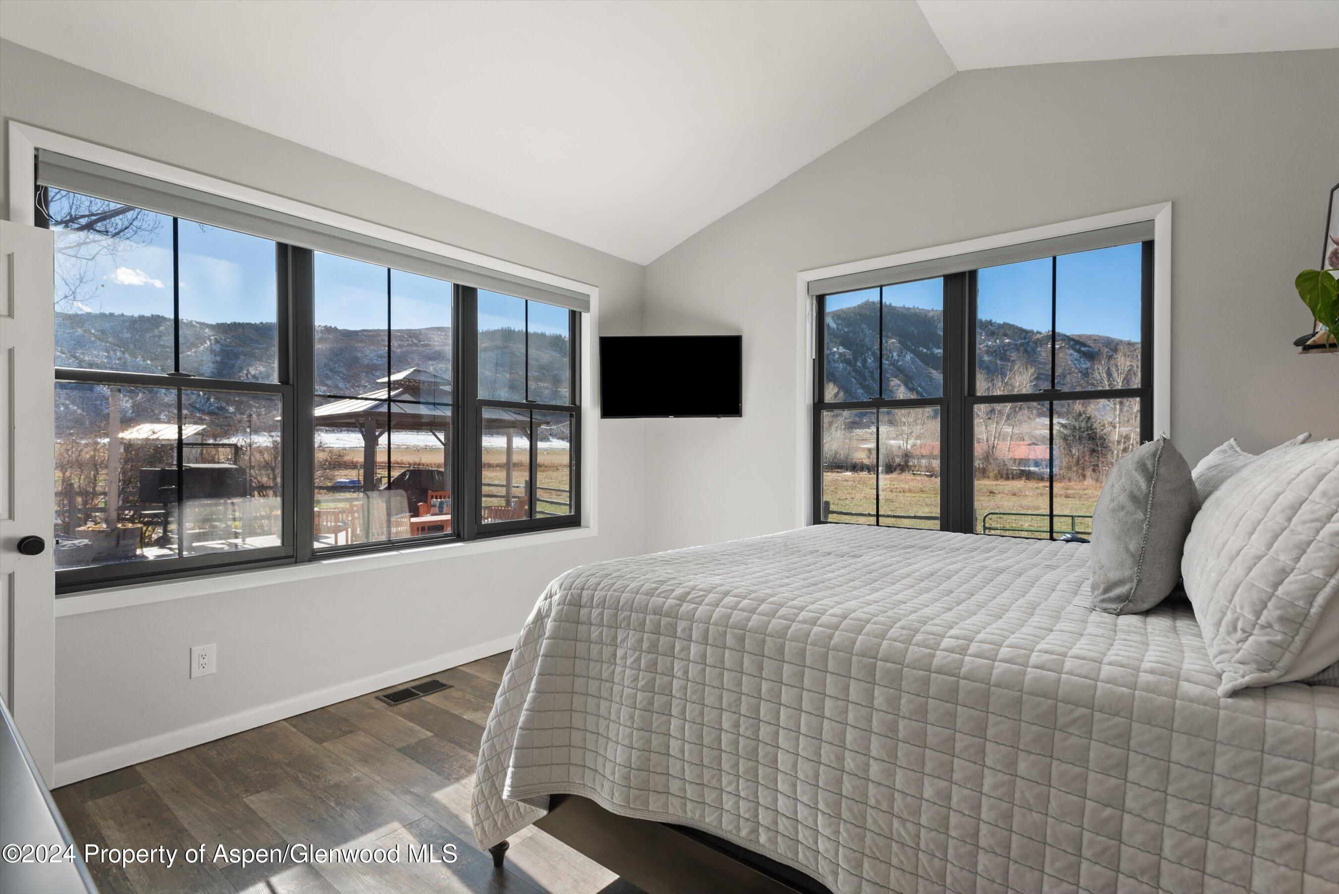 332 Horseshoe Drive Property Photo 15