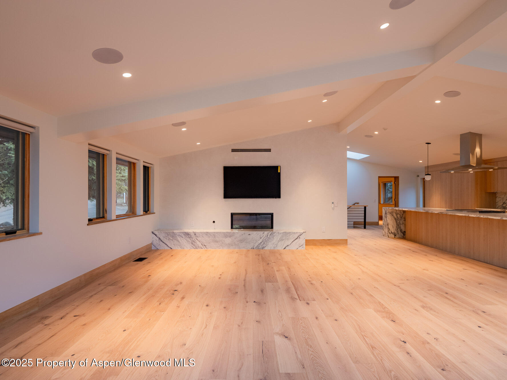 51 Roaring Fork Drive Property Photo 13