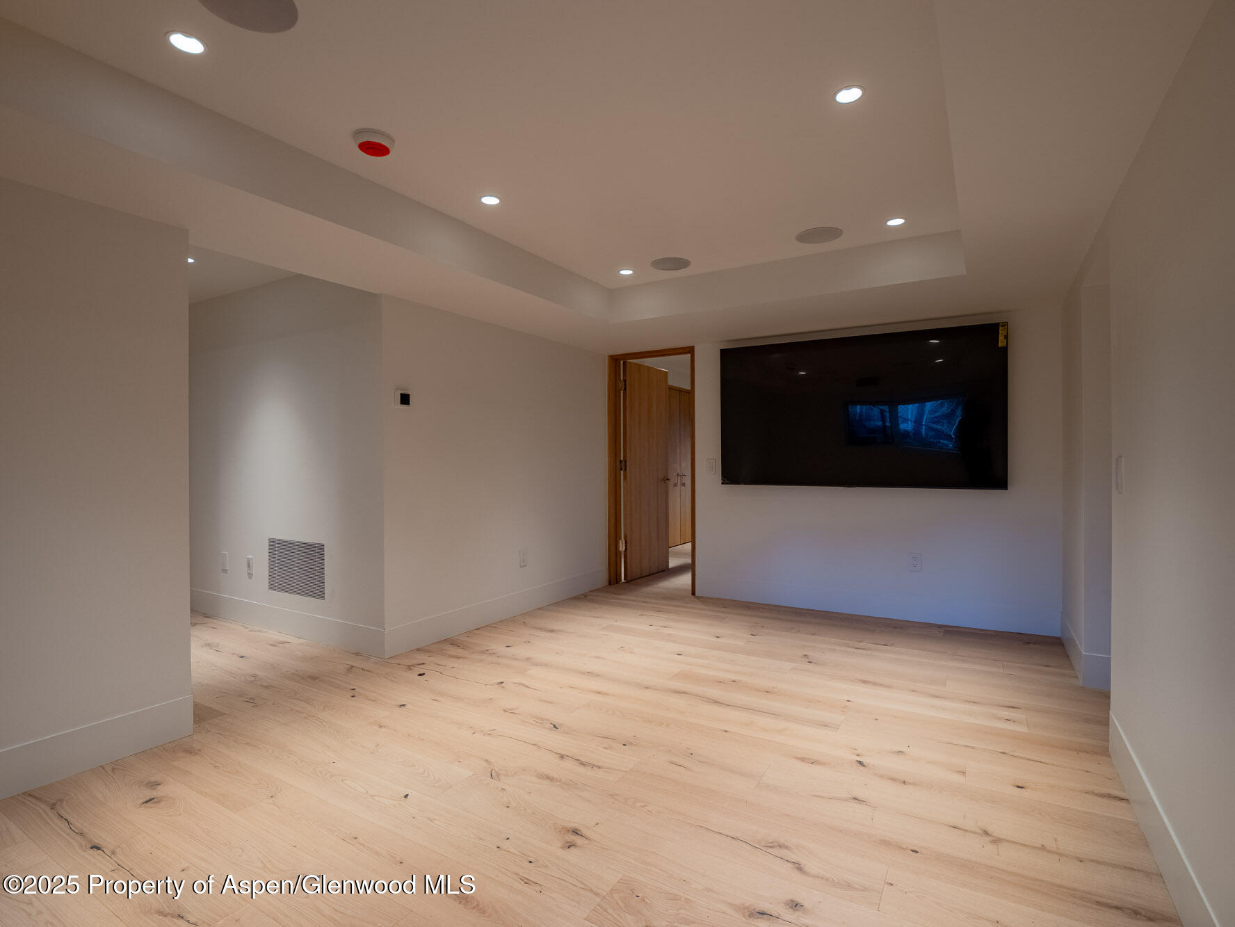 51 Roaring Fork Drive Property Photo 25