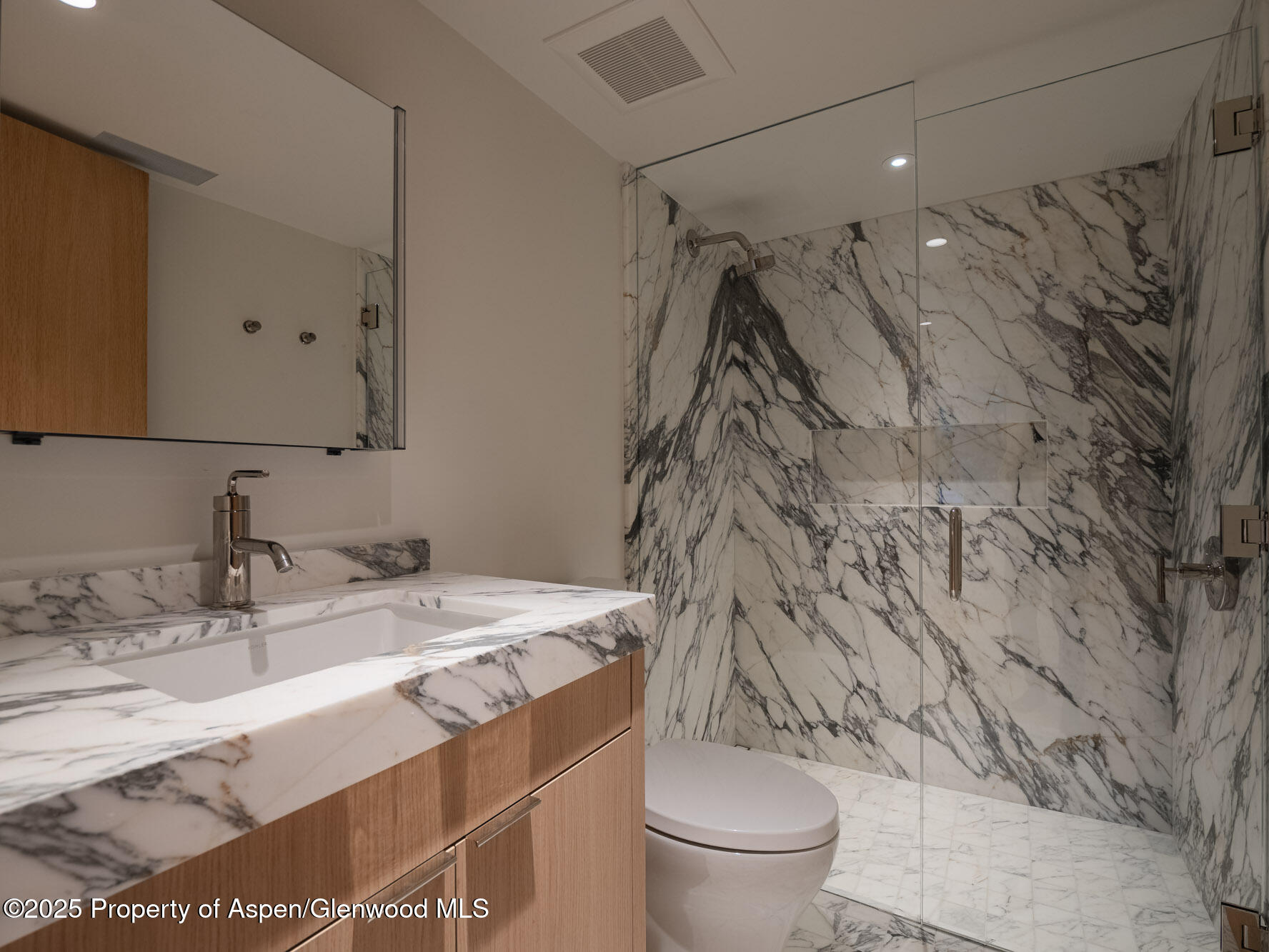 51 Roaring Fork Drive Property Photo 28